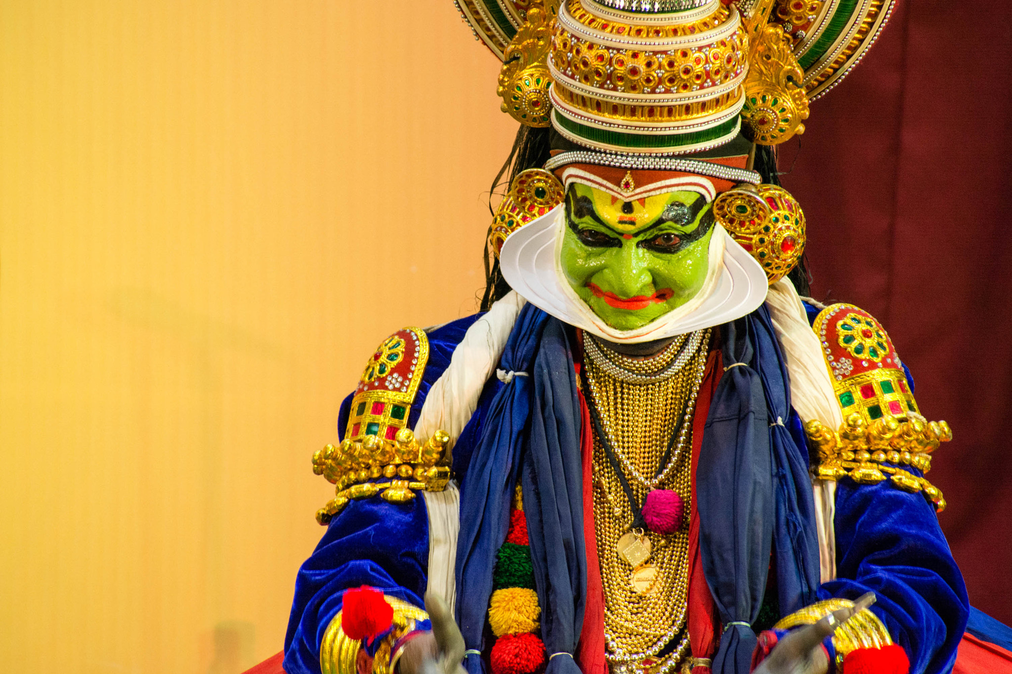 Nikon D5200 + Sigma 70-300mm F4-5.6 DG OS sample photo. Kathakali photography