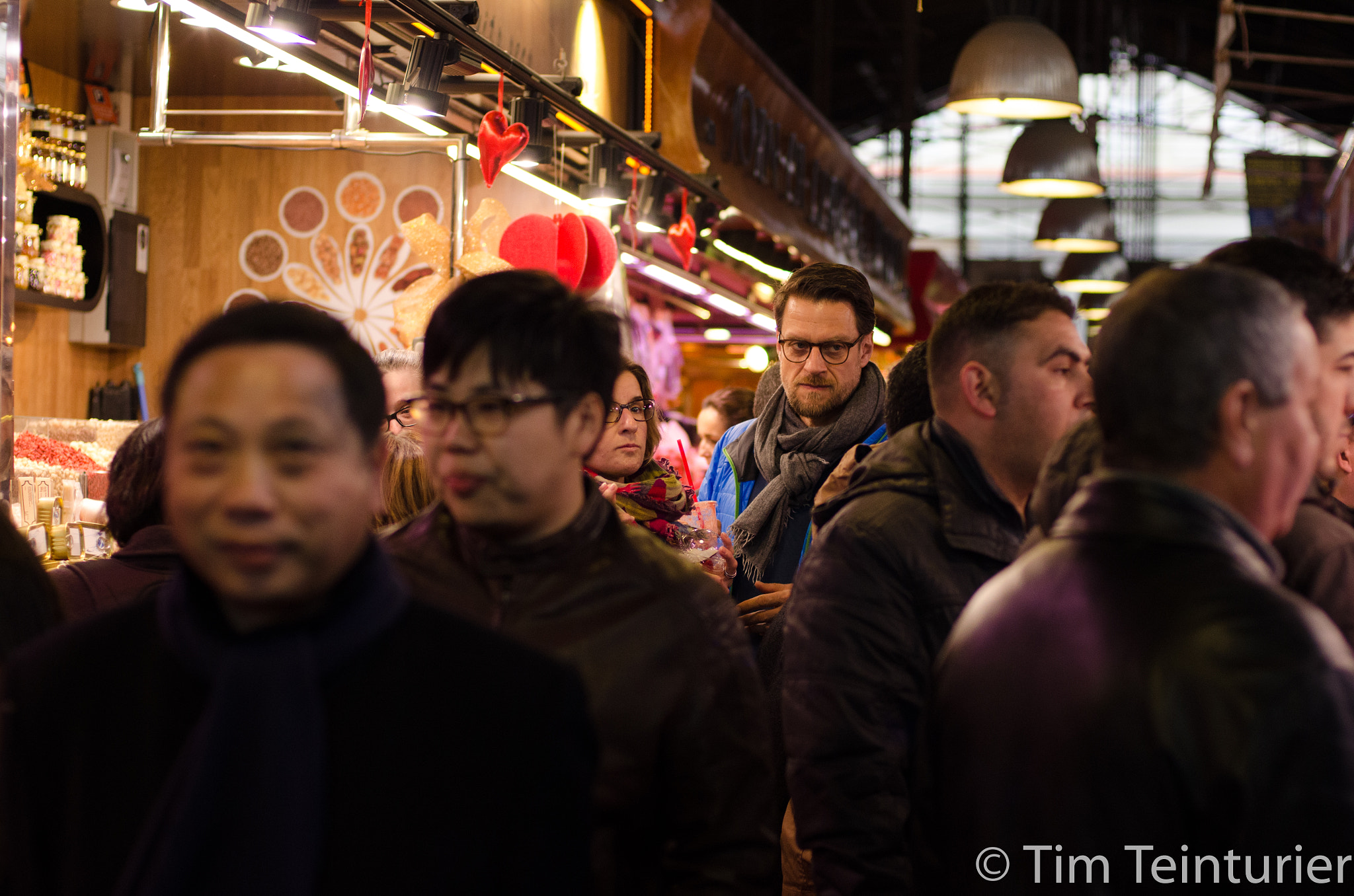 Nikon D7000 + Nikon AF Nikkor 50mm F1.4D sample photo. In the food market photography