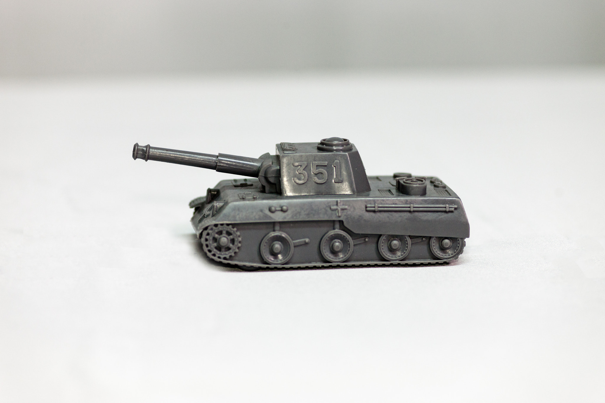 Canon EF 100mm F2.0 USM sample photo. Armor 1 photography