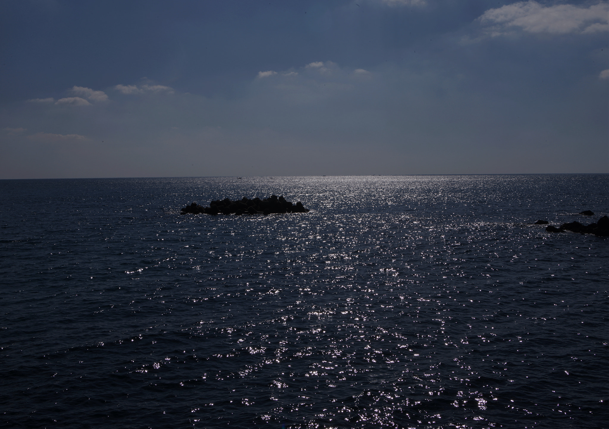 smc PENTAX-FA 645 33-55mm F4.5 AL sample photo. That a sparkling sea photography