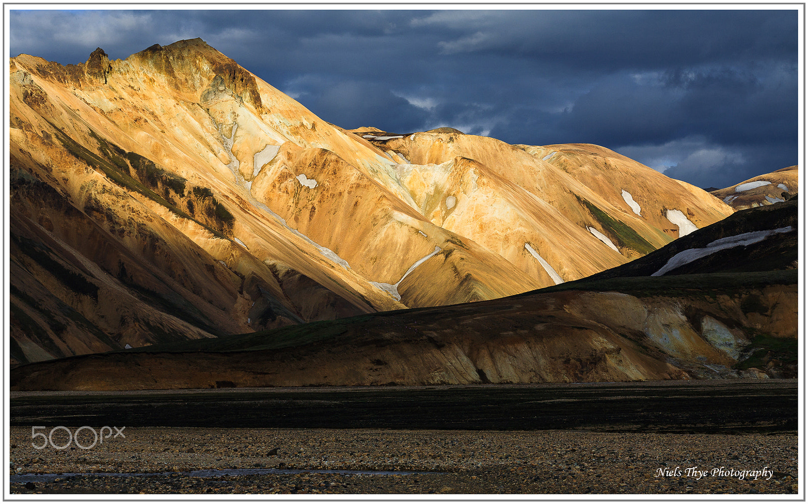 Canon EOS 5D + Canon EF 70-200mm F4L USM sample photo. Landmannalaugar photography