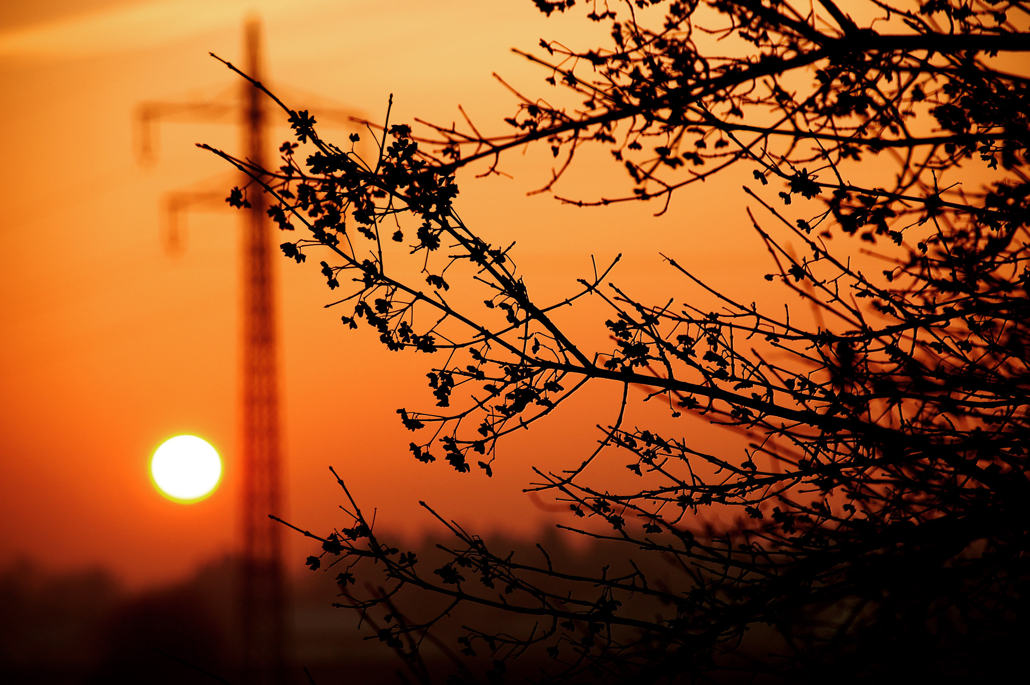 Tamron AF 18-200mm F3.5-6.3 XR Di II LD Aspherical (IF) Macro sample photo. Sunset in the near of munich photography