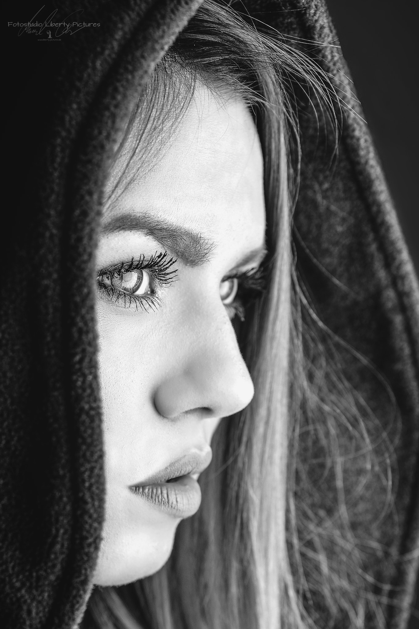 Sigma 24-70mm F2.8 EX DG HSM sample photo. ~ model chiara ~ photography
