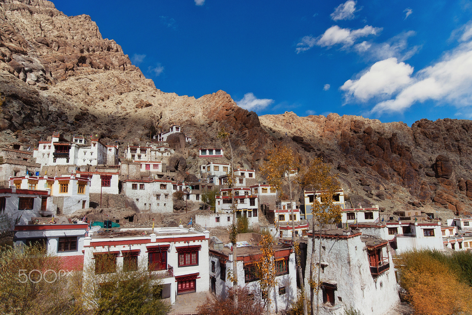 Nikon AF-S Nikkor 18-35mm F3.5-4.5G ED sample photo. Hemis monastery photography