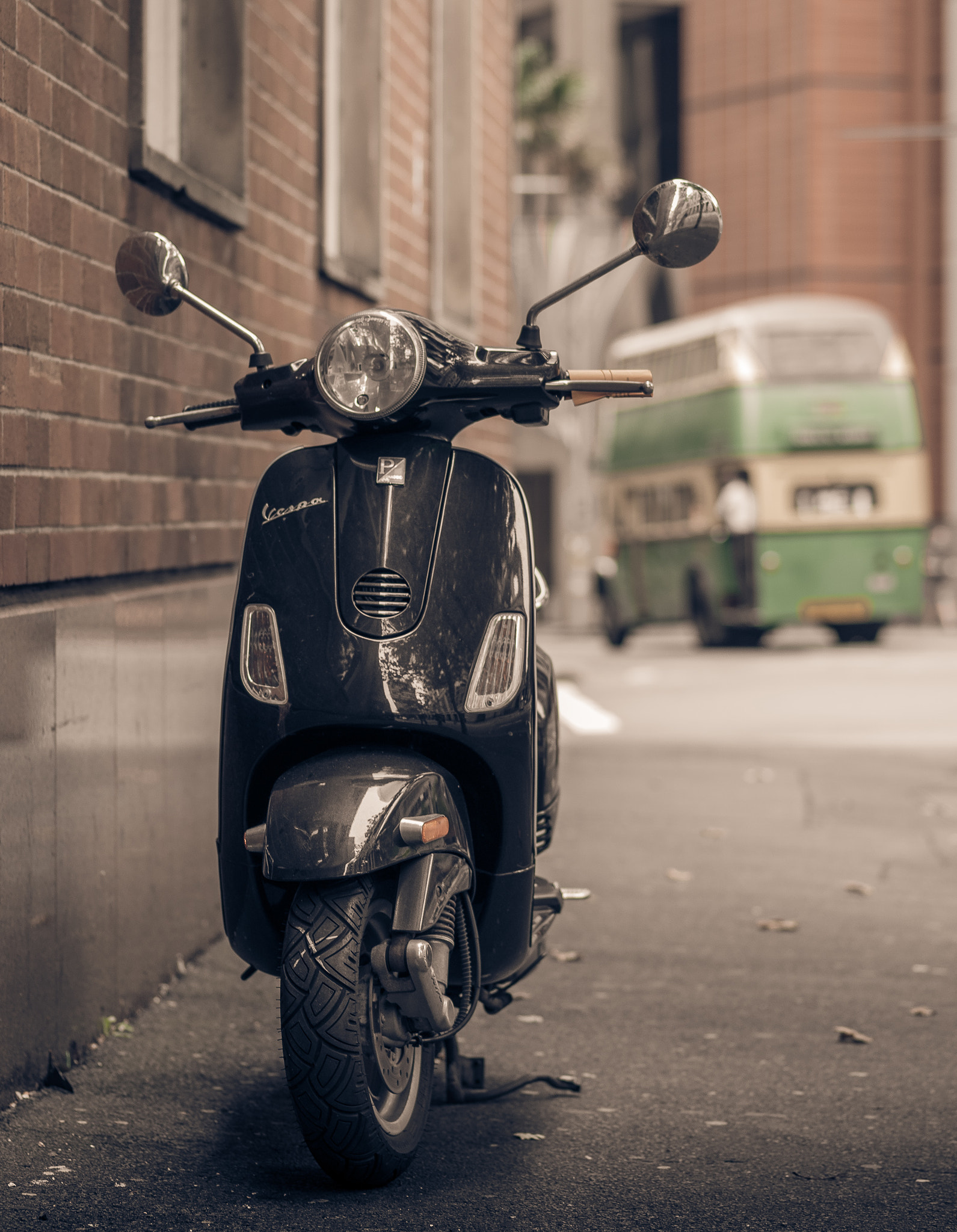 Tokina AT-X Pro 100mm F2.8 Macro sample photo. Phillip st, sydney photography