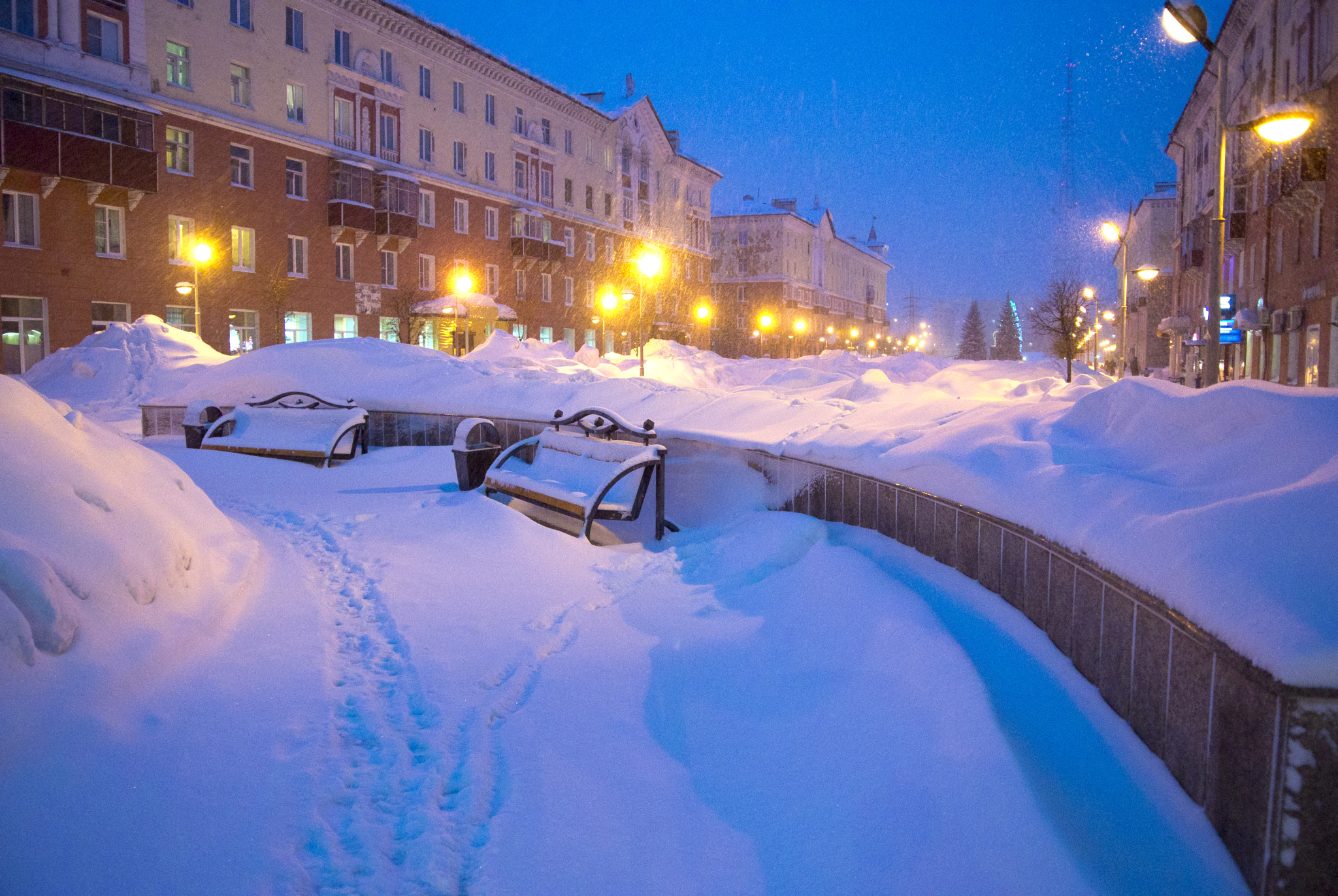 Nikon 1 Nikkor VR 10-30mm F3.5-5.6 sample photo. Город photography