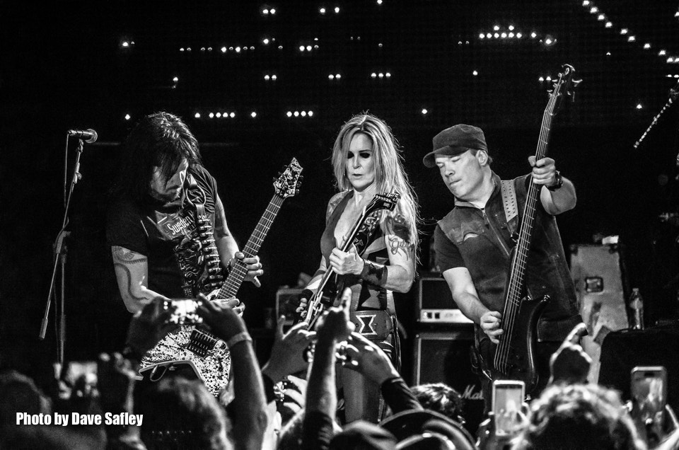 Sigma 50-150mm F2.8 EX APO DC HSM sample photo. Lita ford at yost theater santa ana ca. on november 19th, 2016 photography
