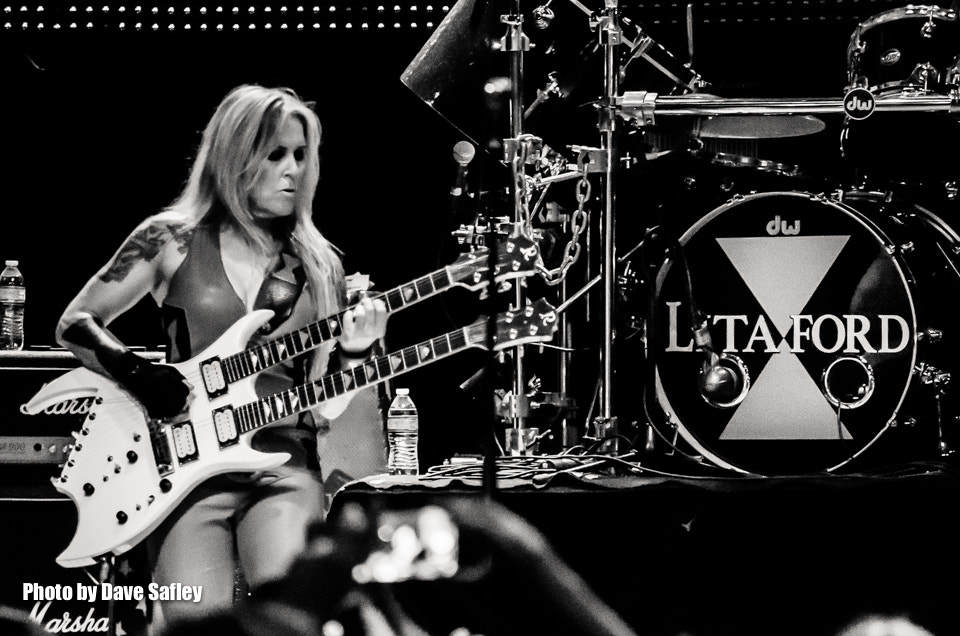 Sigma 50-150mm F2.8 EX APO DC HSM sample photo. Lita ford at yost theater santa ana ca. on november 19th, 2016 photography