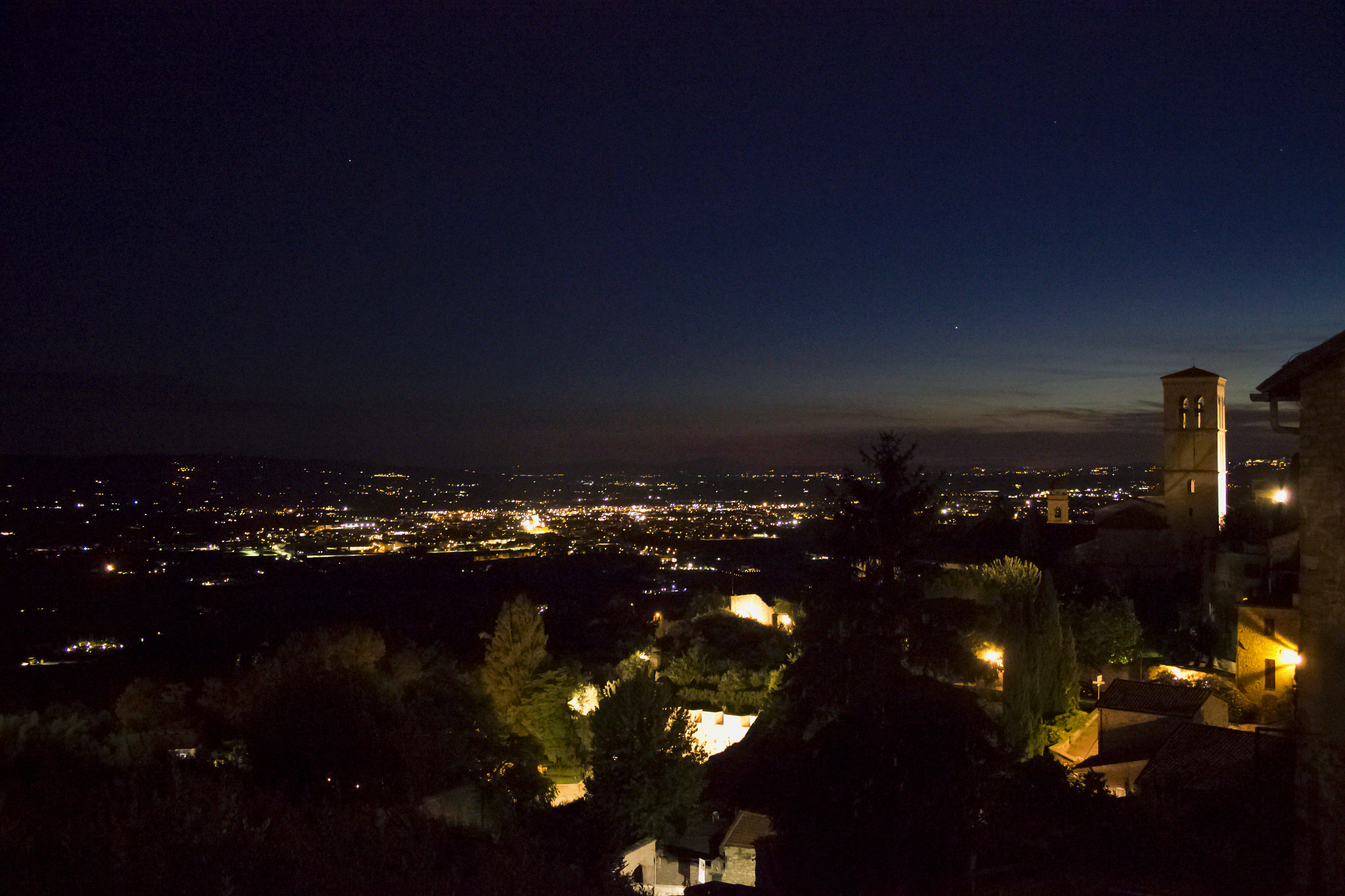 Canon EF-S 18-55mm F3.5-5.6 II sample photo. Assisi photography