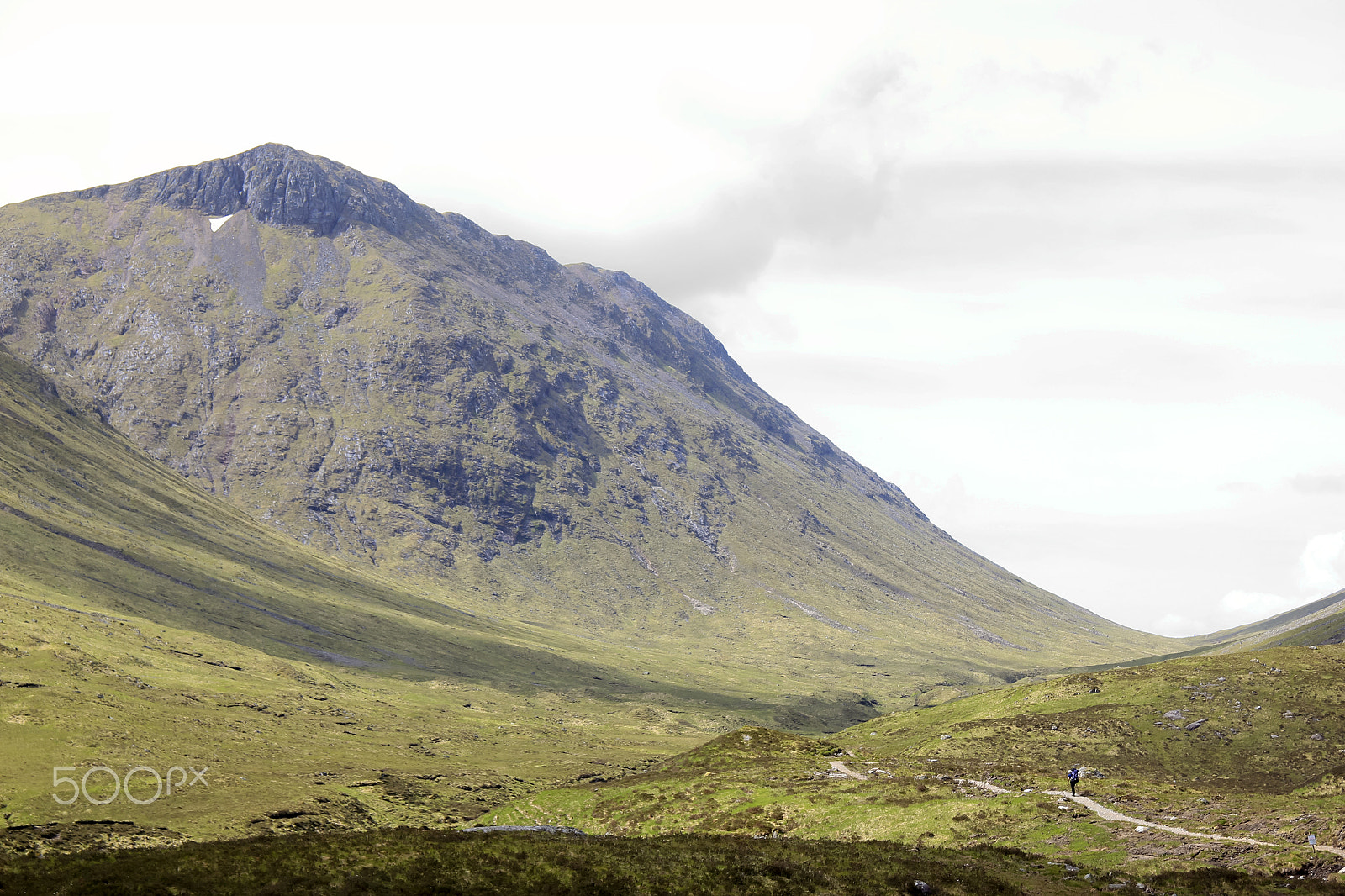 Canon EF-S 17-85mm F4-5.6 IS USM sample photo. Hiker glen coe highlands scotland photography