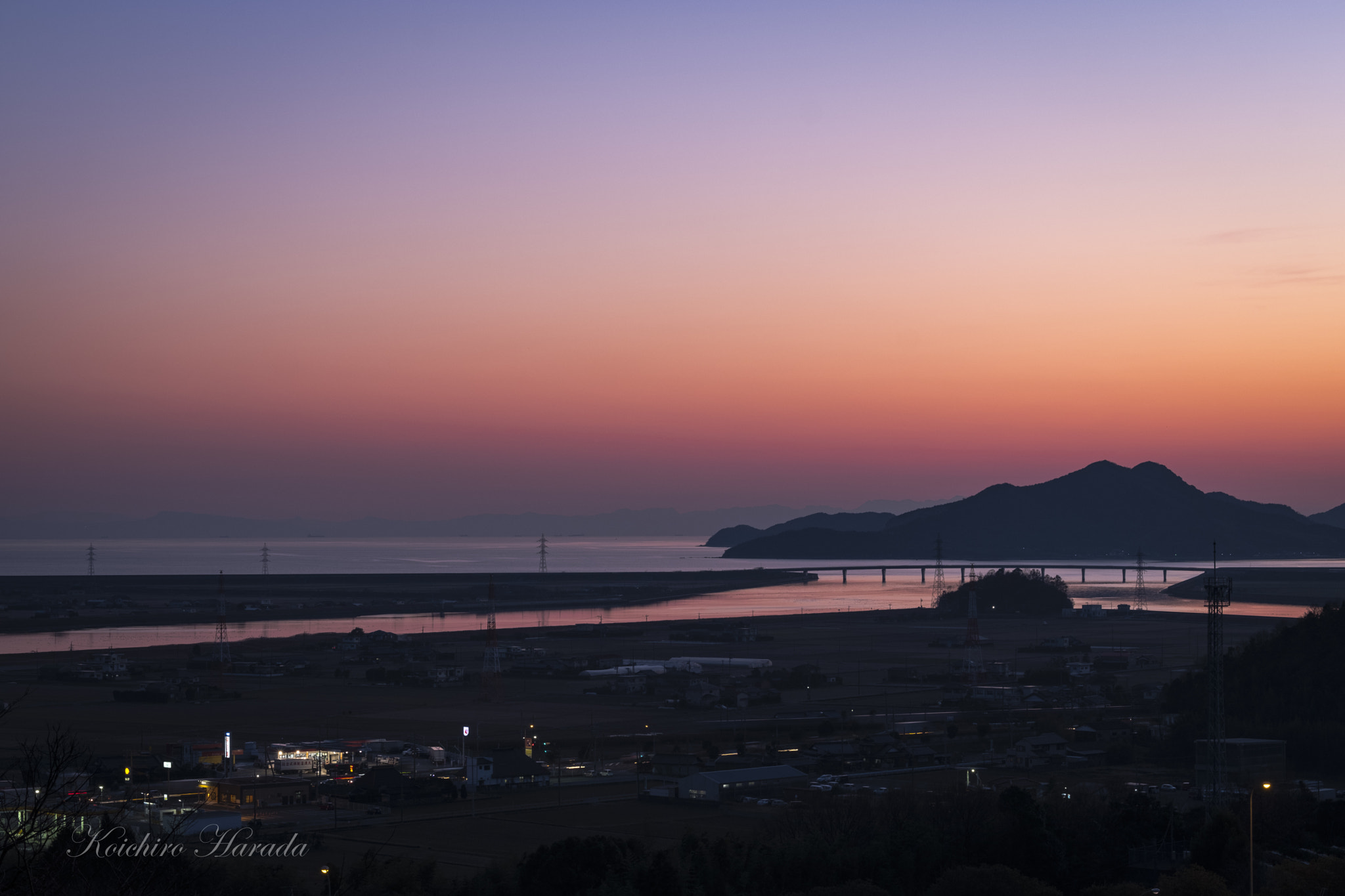 Fujifilm X-Pro2 + Fujifilm XF 50-140mm F2.8 R LM OIS WR sample photo. 夕暮れ photography