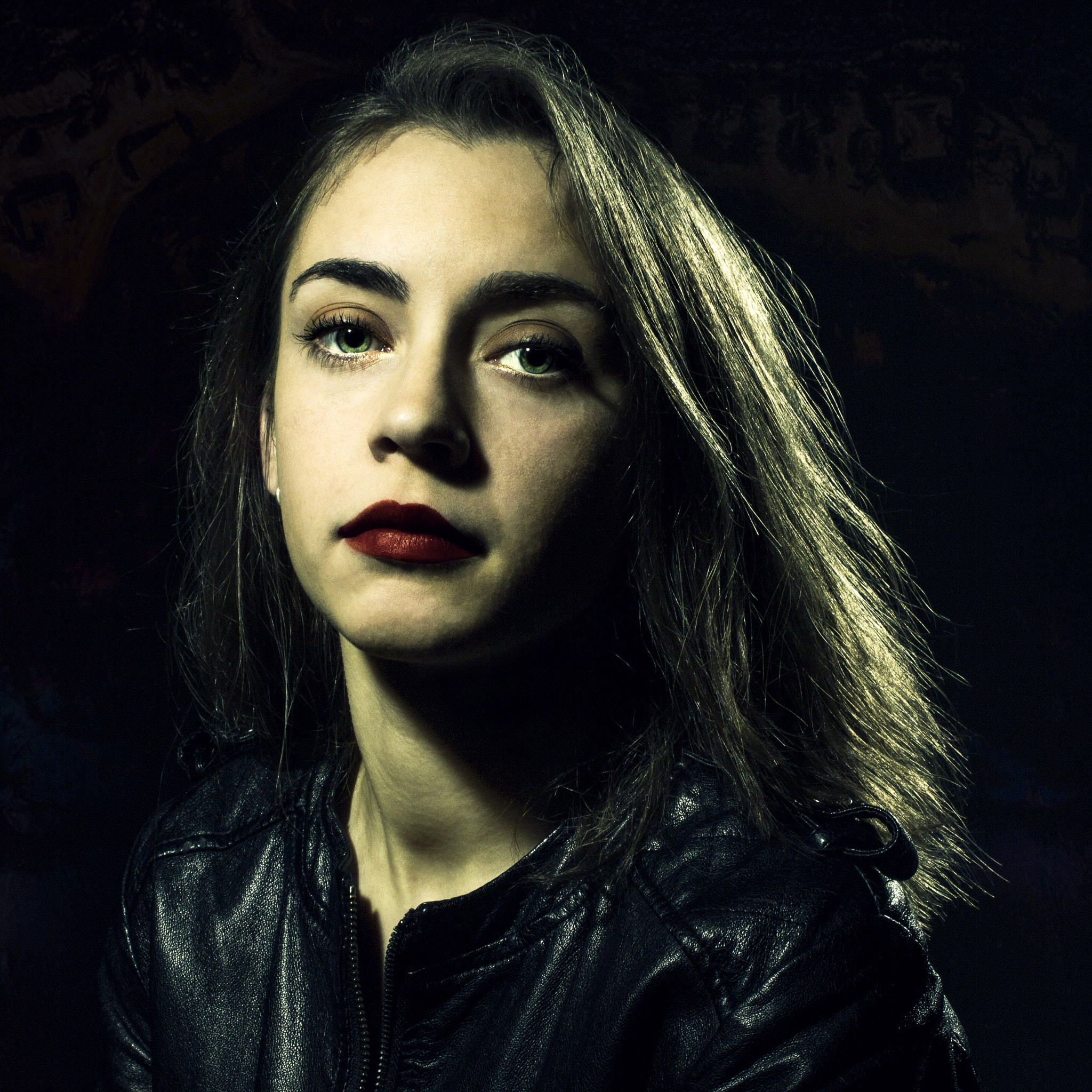 Canon EF 28-80mm f/3.5-5.6 sample photo. Model : t.charton photography
