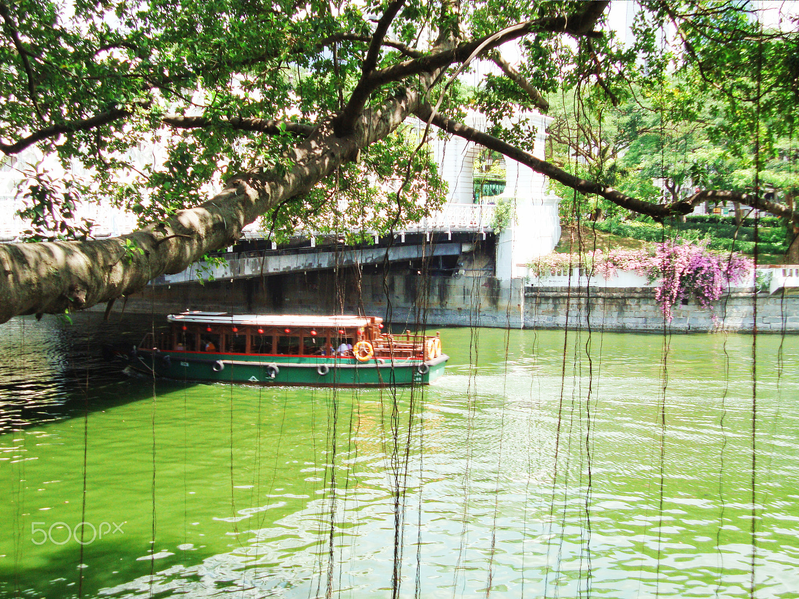 Sony Cyber-shot DSC-W220 sample photo. The singapore river photography