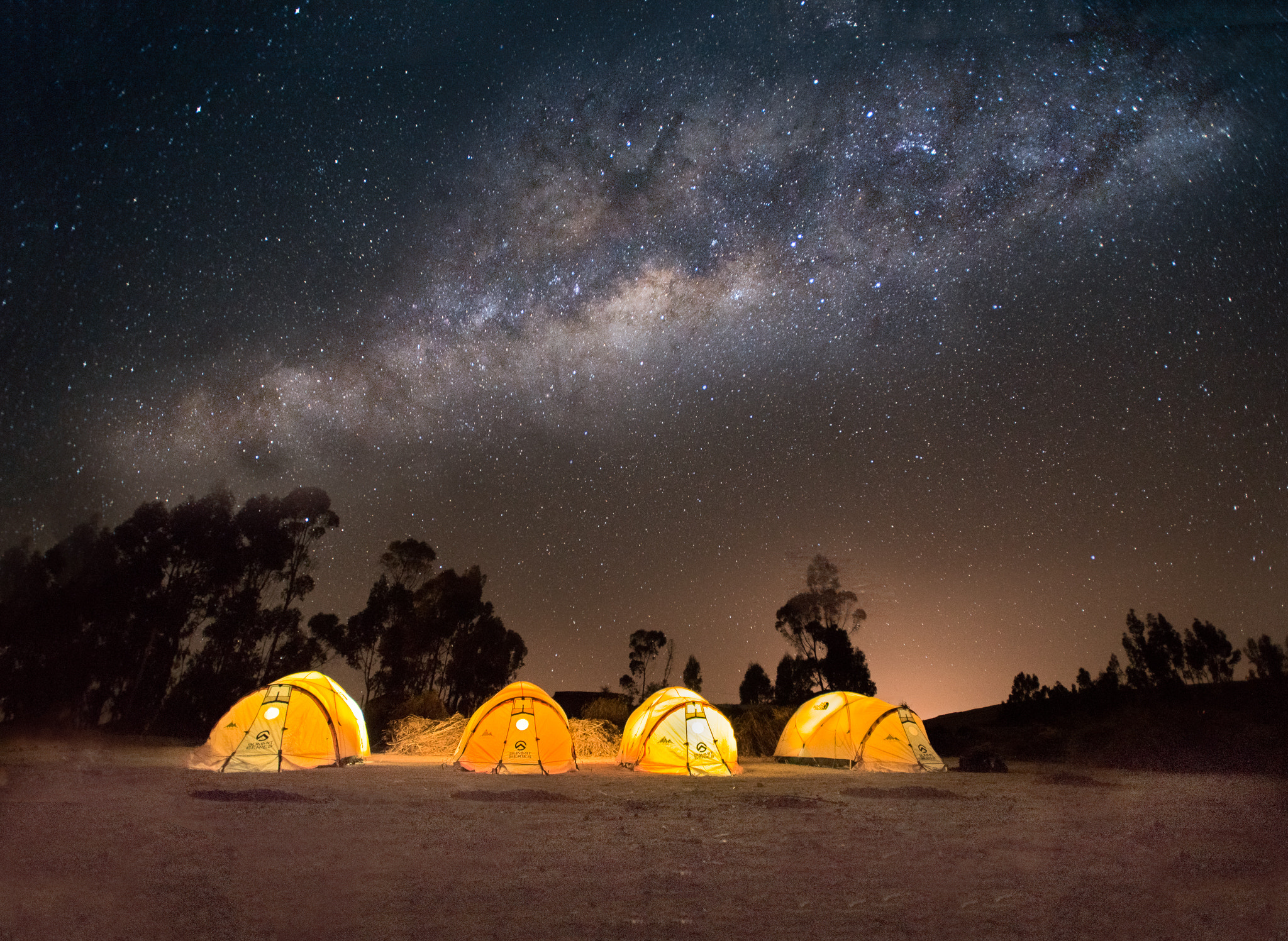 Nikon AF-S Nikkor 17-35mm F2.8D ED-IF sample photo. Camping in peru photography