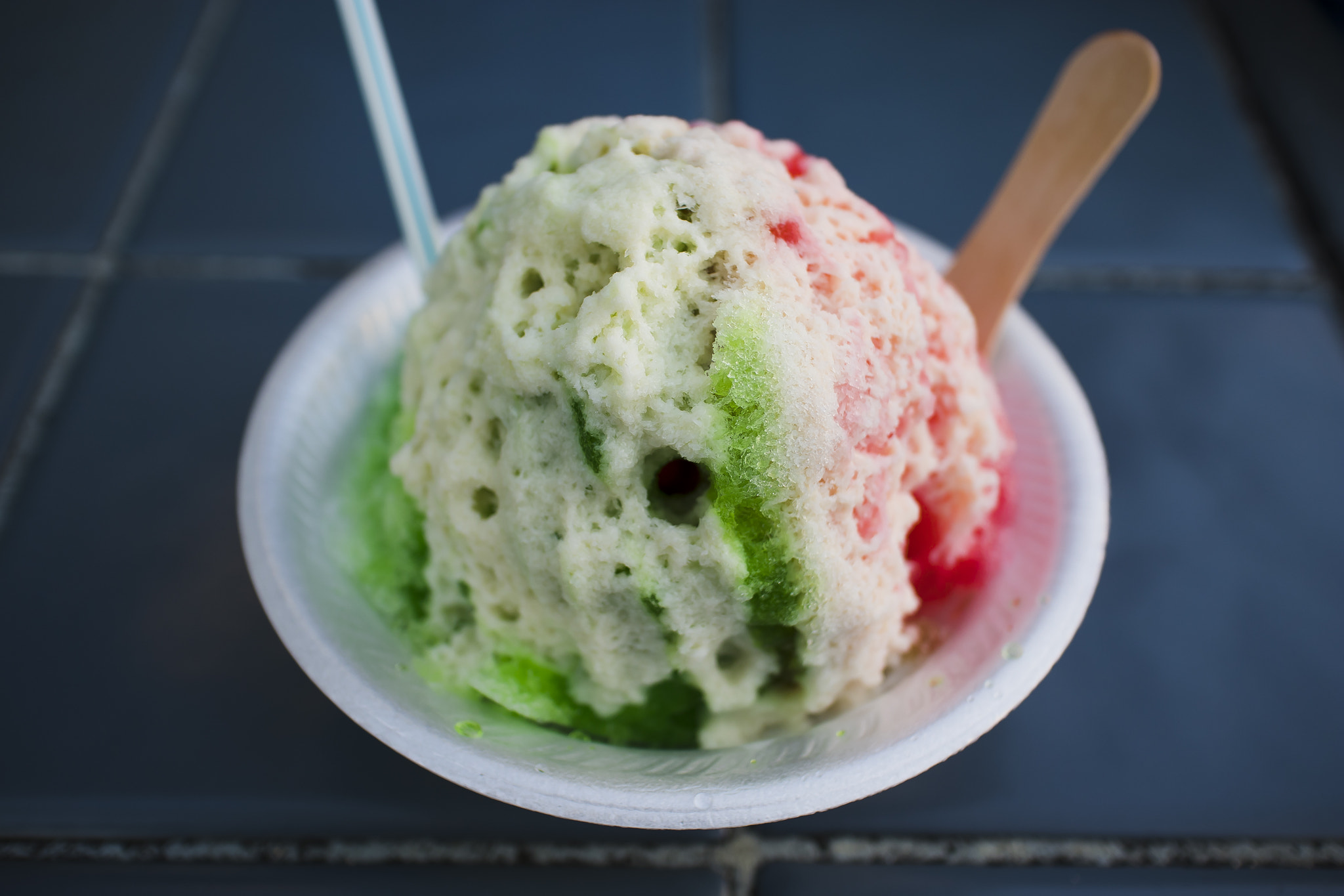 Canon EF-M 22mm F2 STM sample photo. Shave ice photography