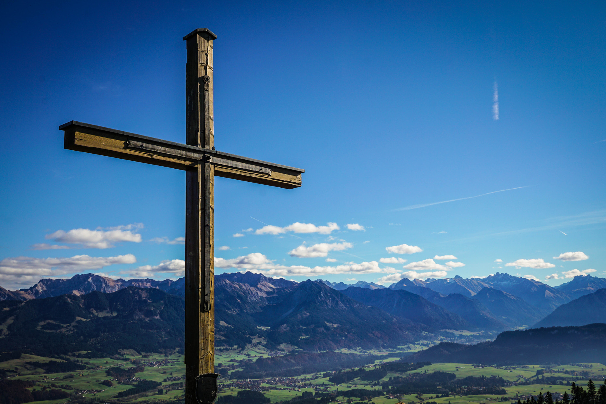 Sony Sonnar T* E 24mm F1.8 ZA sample photo. German alps photography