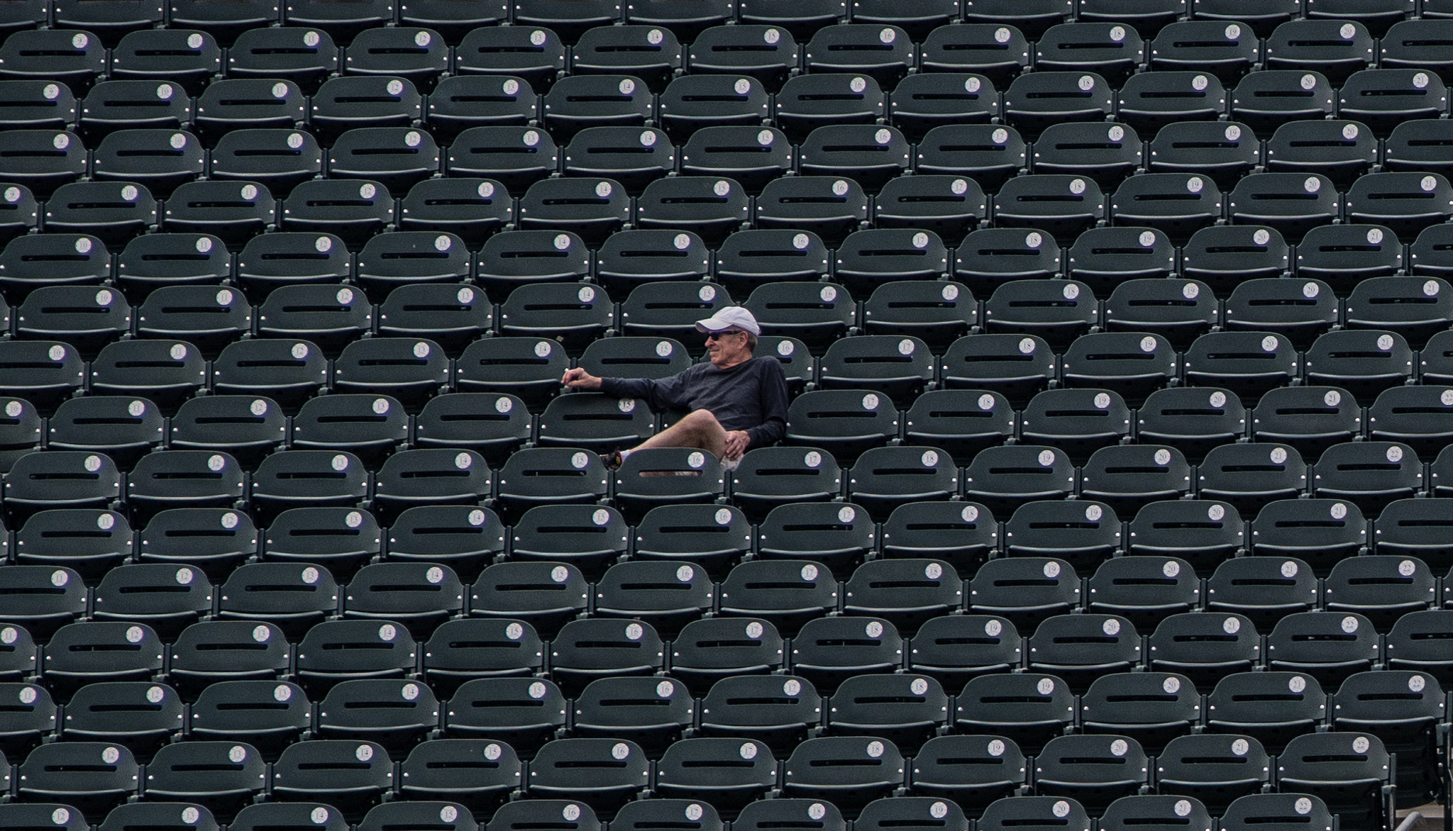 Olympus OM-D E-M5 sample photo. Waiting for baseball season photography