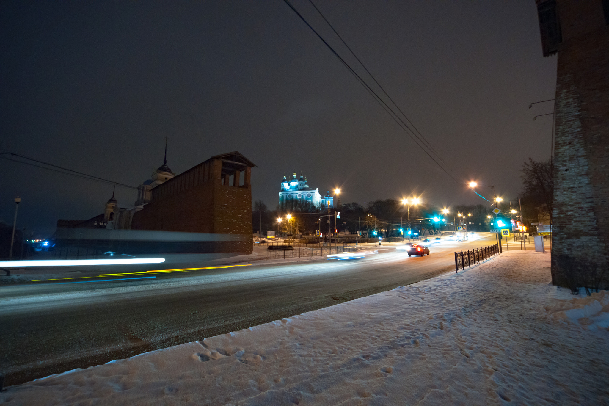 Sony Alpha DSLR-A900 + Minolta AF 28-80mm F3.5-5.6 II sample photo. Night in smolensk photography