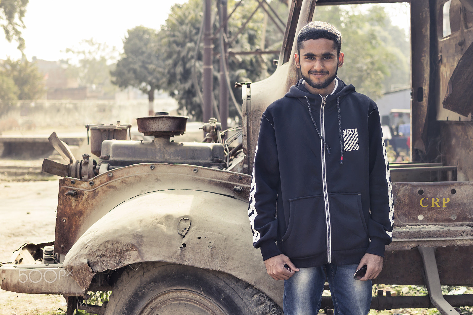 Canon EOS 60D + Canon EF 40mm F2.8 STM sample photo. Old friend's portrait at an old place. photography