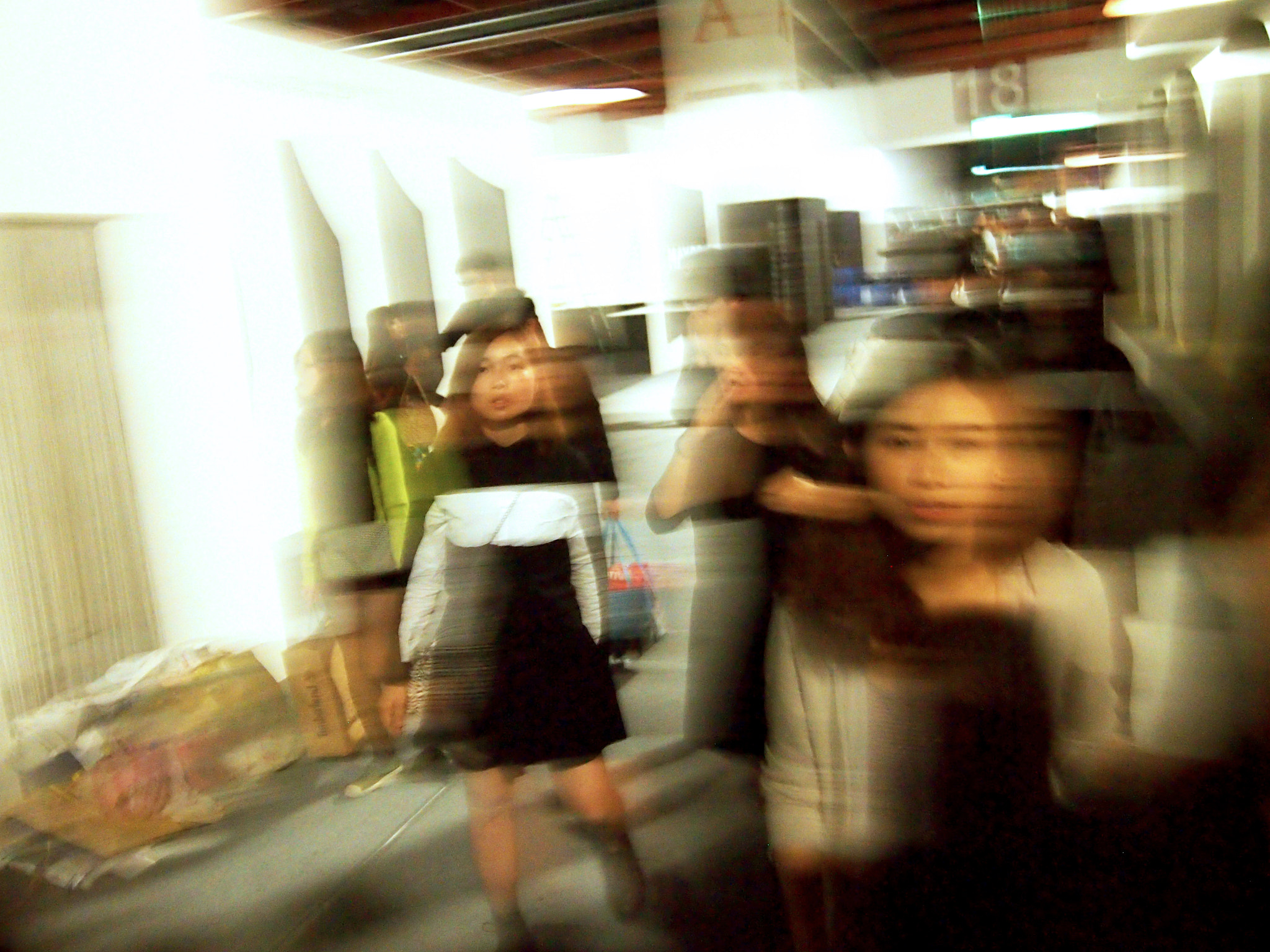 Olympus PEN E-PM1 sample photo. Blur photography
