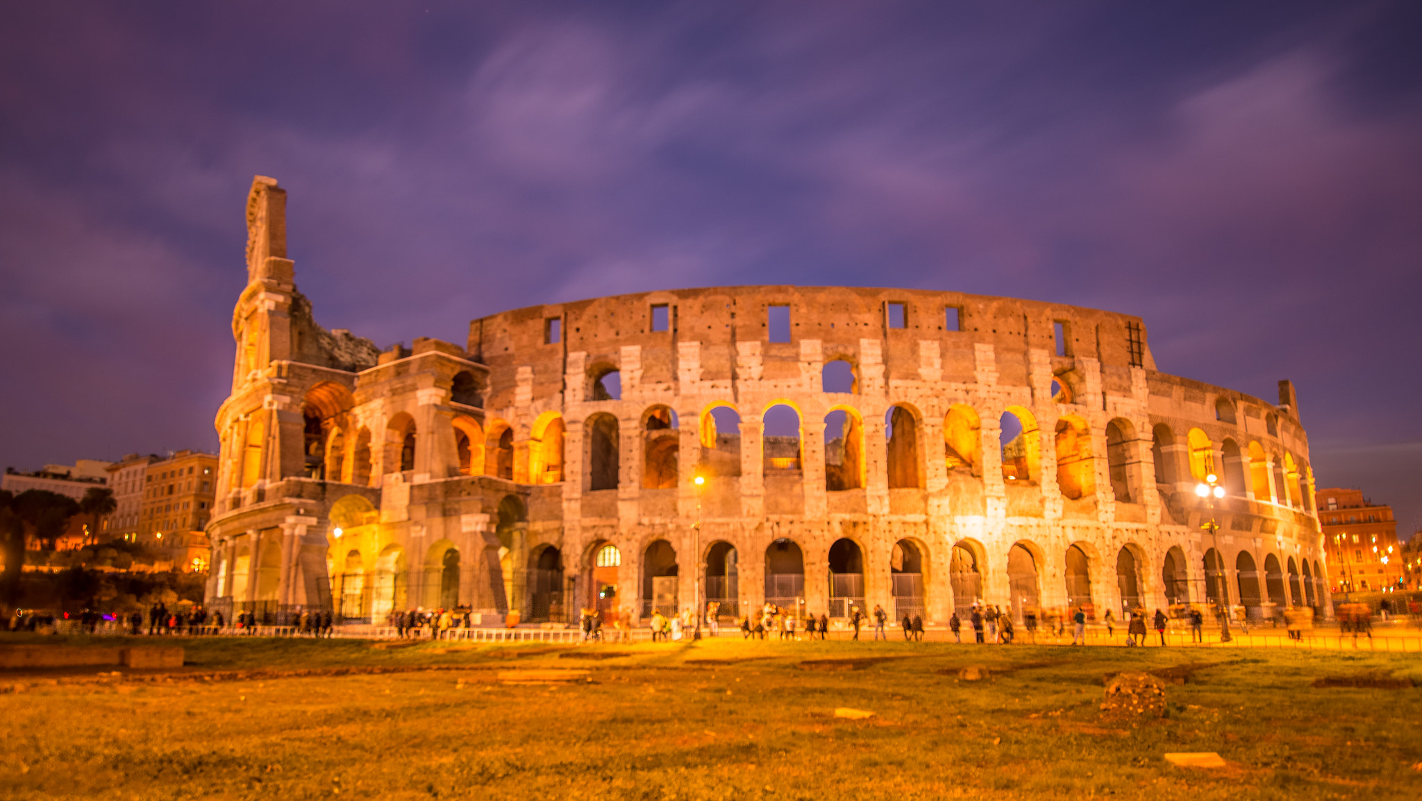 Nikon D800E + Sigma 10-20mm F3.5 EX DC HSM sample photo. Coliseum at night photography