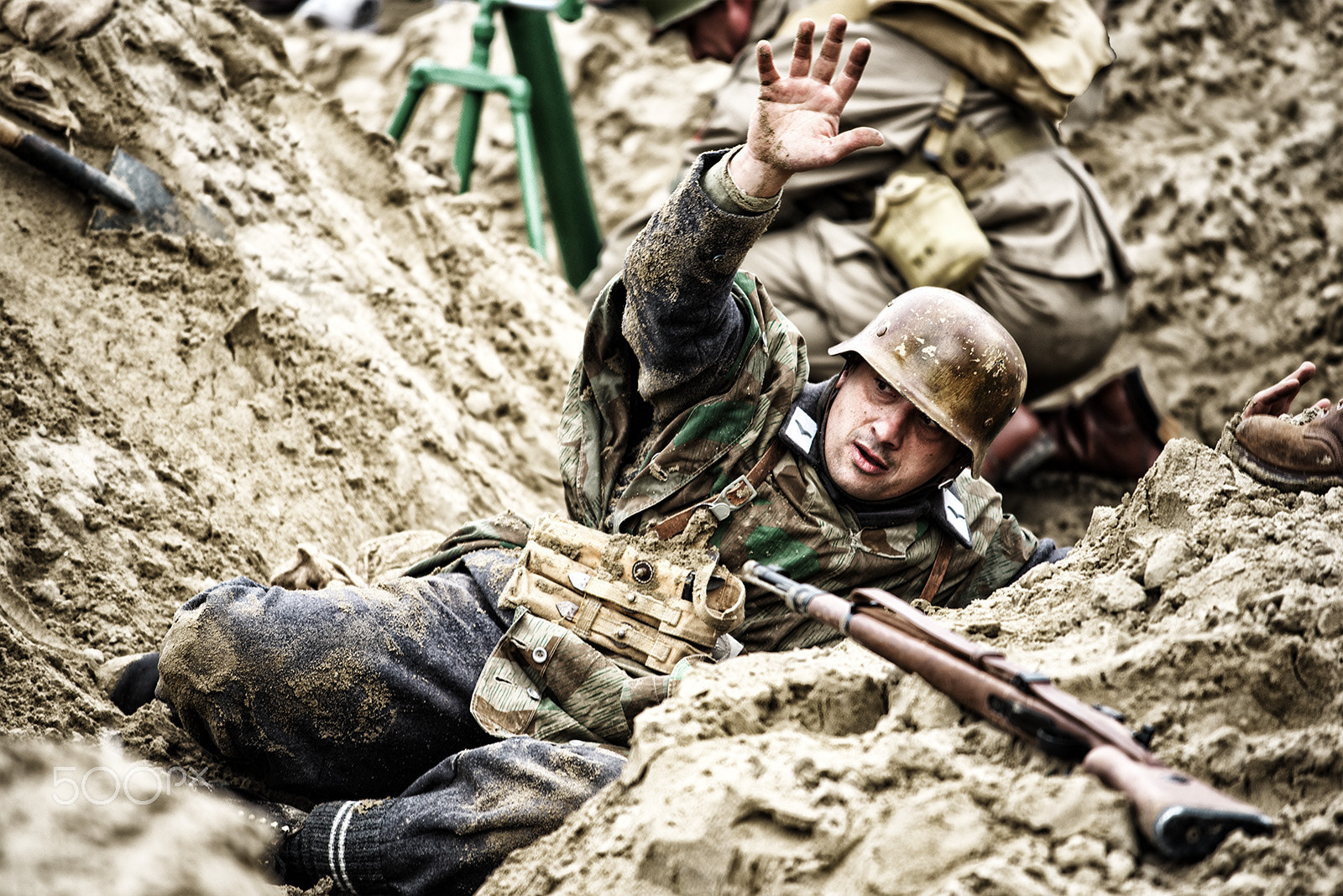 VR 70-200mm F/4.0 G sample photo. Operation shingle - german forces photography