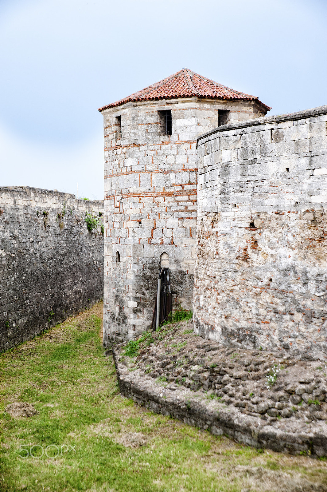 Tamron SP 24-70mm F2.8 Di VC USD sample photo. Tower of the medieval fortress of baba vida. photography