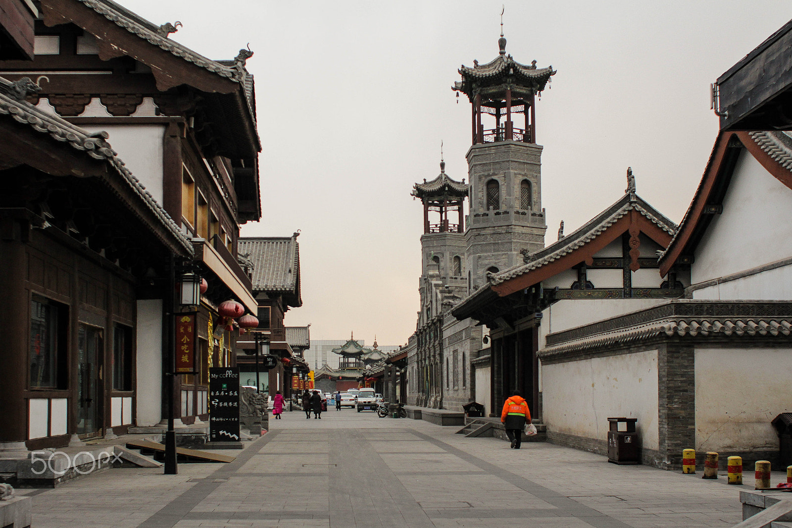 Canon EOS 60D + Canon EF 28mm F1.8 USM sample photo. Datong mosque photography