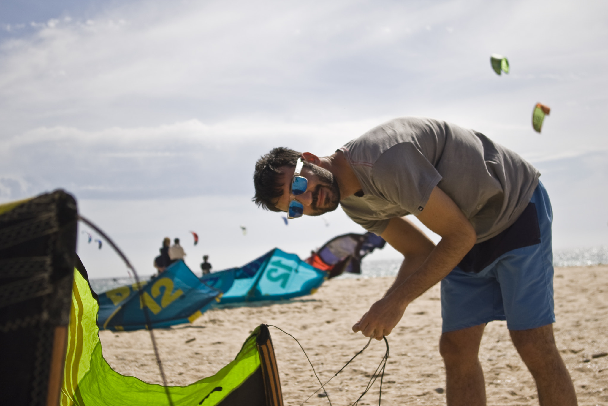 Pentax *ist DS + Pentax smc DA 18-55mm F3.5-5.6 AL sample photo. Kitesurf in tarifa, spain. photography