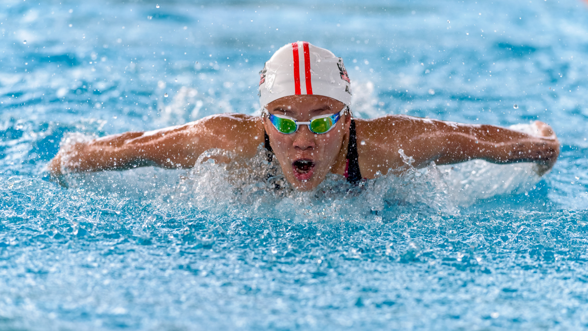 Nikon AF-S Nikkor 300mm F2.8G ED-IF VR sample photo. Seasac swimming competition photography