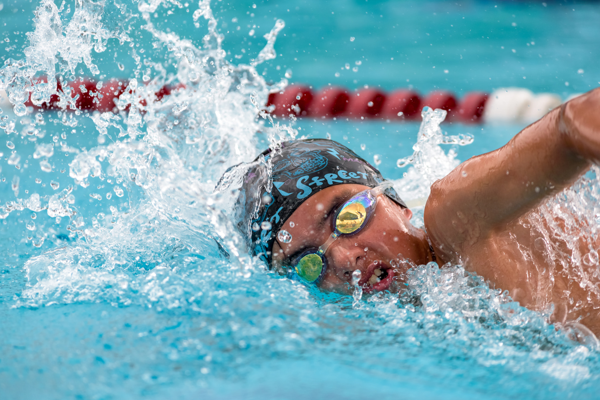 Nikon AF-S Nikkor 300mm F2.8G ED-IF VR sample photo. Klass torpedoes attack invitational swim meet photography
