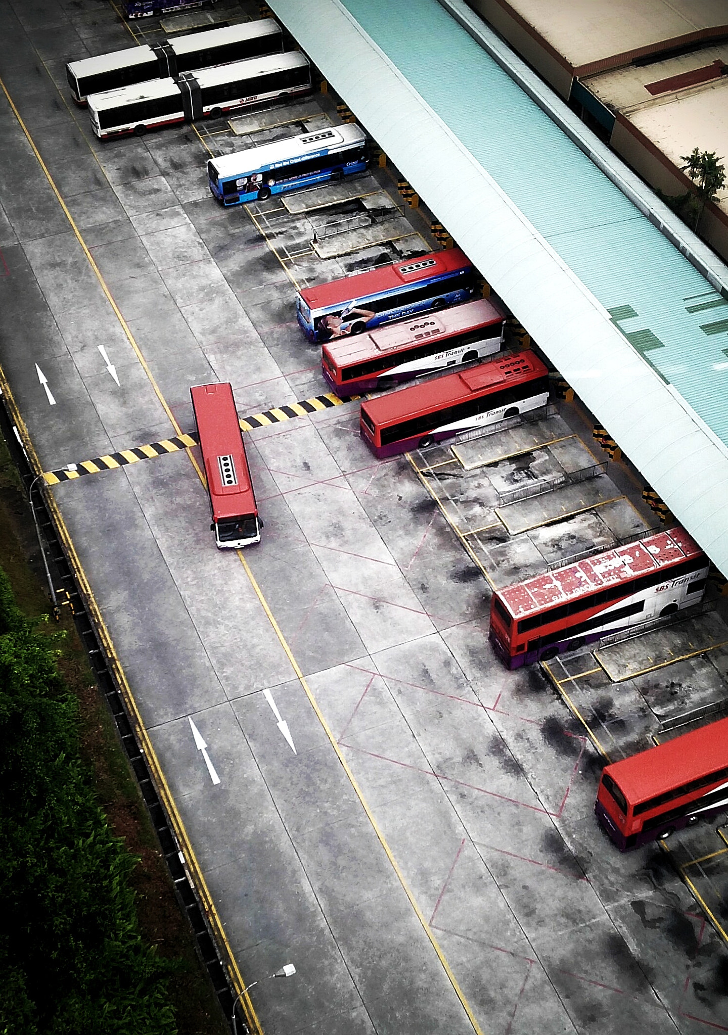 BlackBerry Z10 sample photo. Minibuses photography