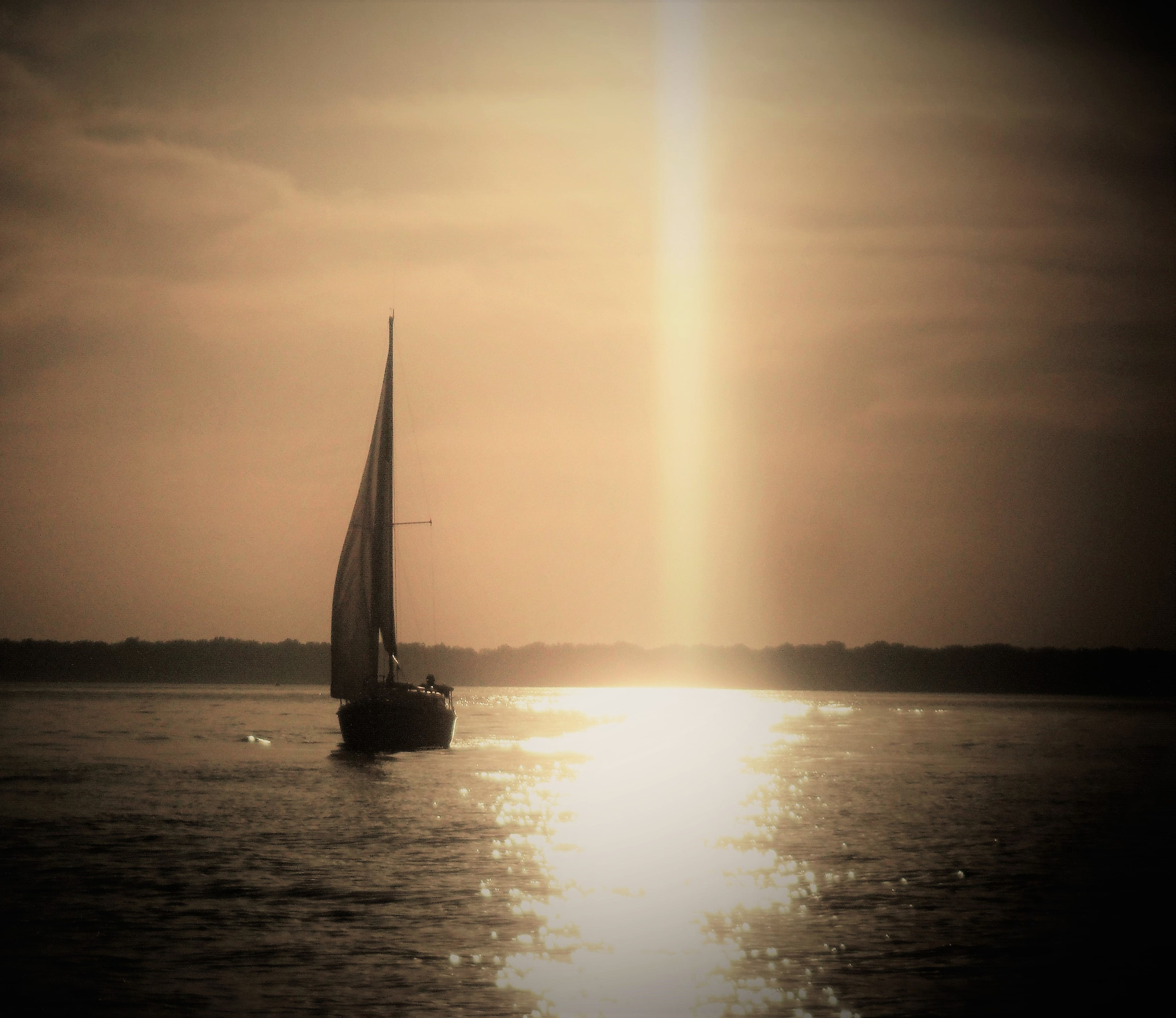 Samsung ES73 / VLUU ES73 /  SL605 sample photo. Peaceful passage photography