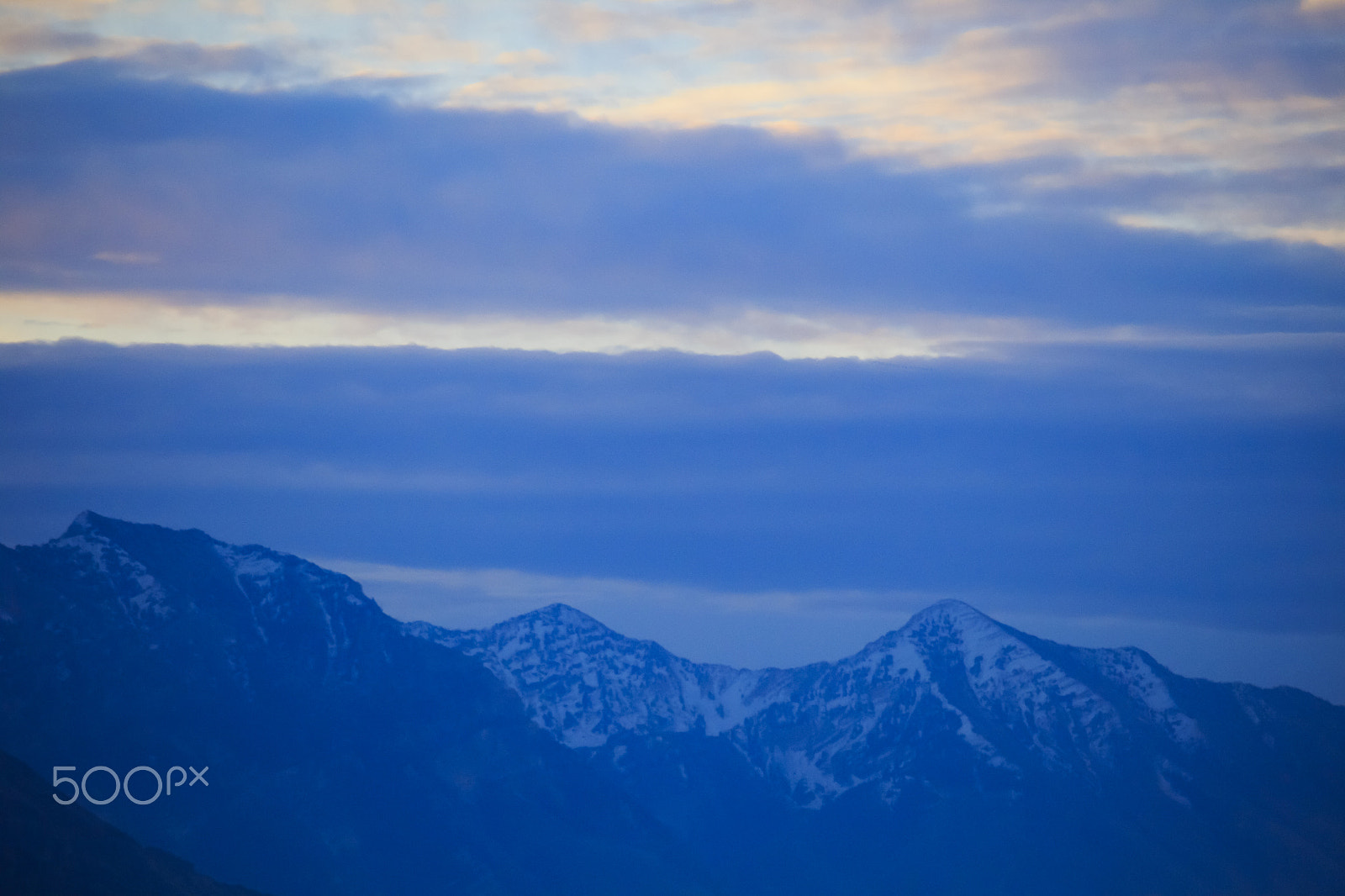 Canon EOS 100D (EOS Rebel SL1 / EOS Kiss X7) sample photo. Distant peaks photography