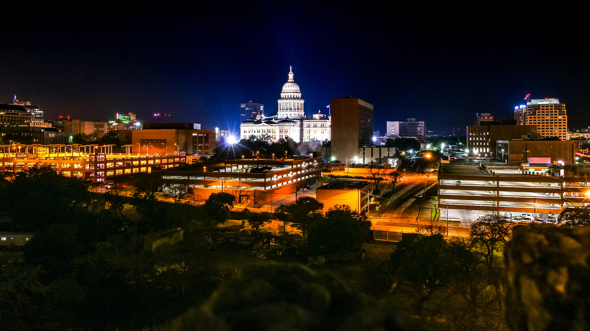 Canon EOS 700D (EOS Rebel T5i / EOS Kiss X7i) sample photo. Austin's capital building photography