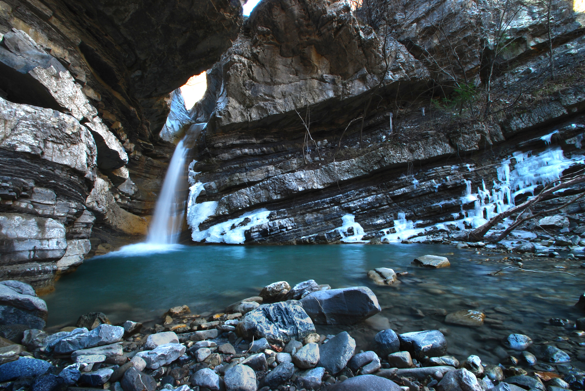Nikon D40X sample photo. Perino waterfall (italy) photography