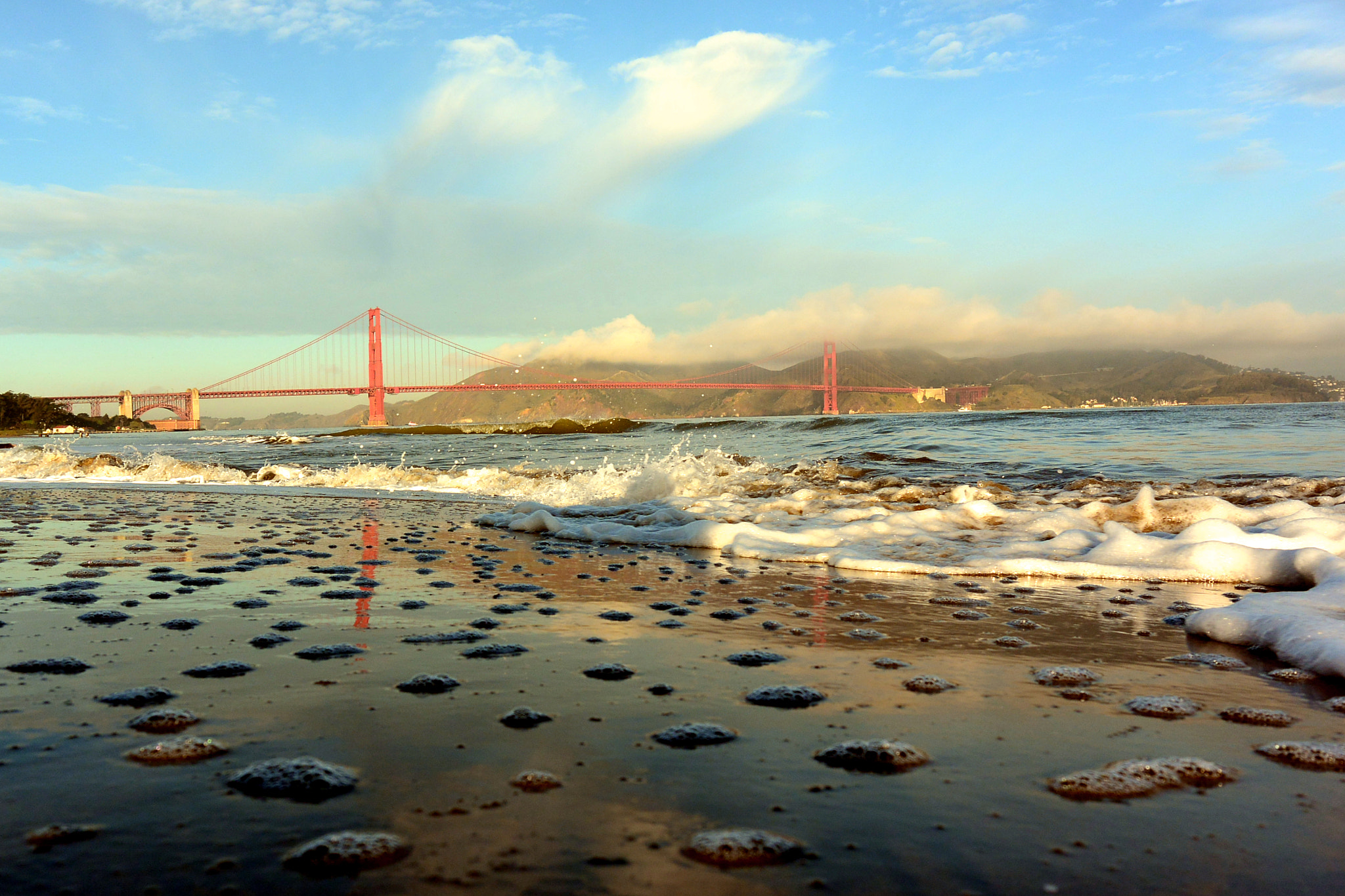 Nikon 1 AW1 sample photo. Golden gate reflection photography