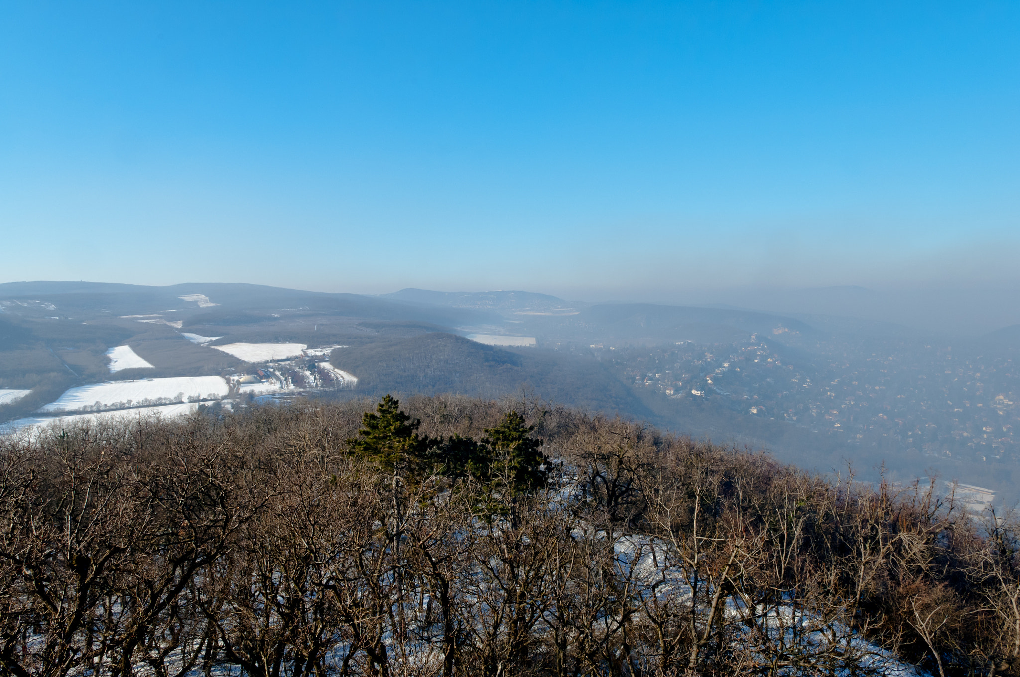 Nikon D2X sample photo. Smog settled over budapest photography