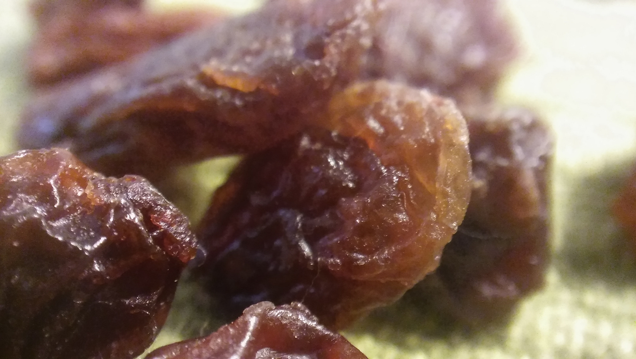 LG SPIRIT 4G LTE sample photo. Raisins photography