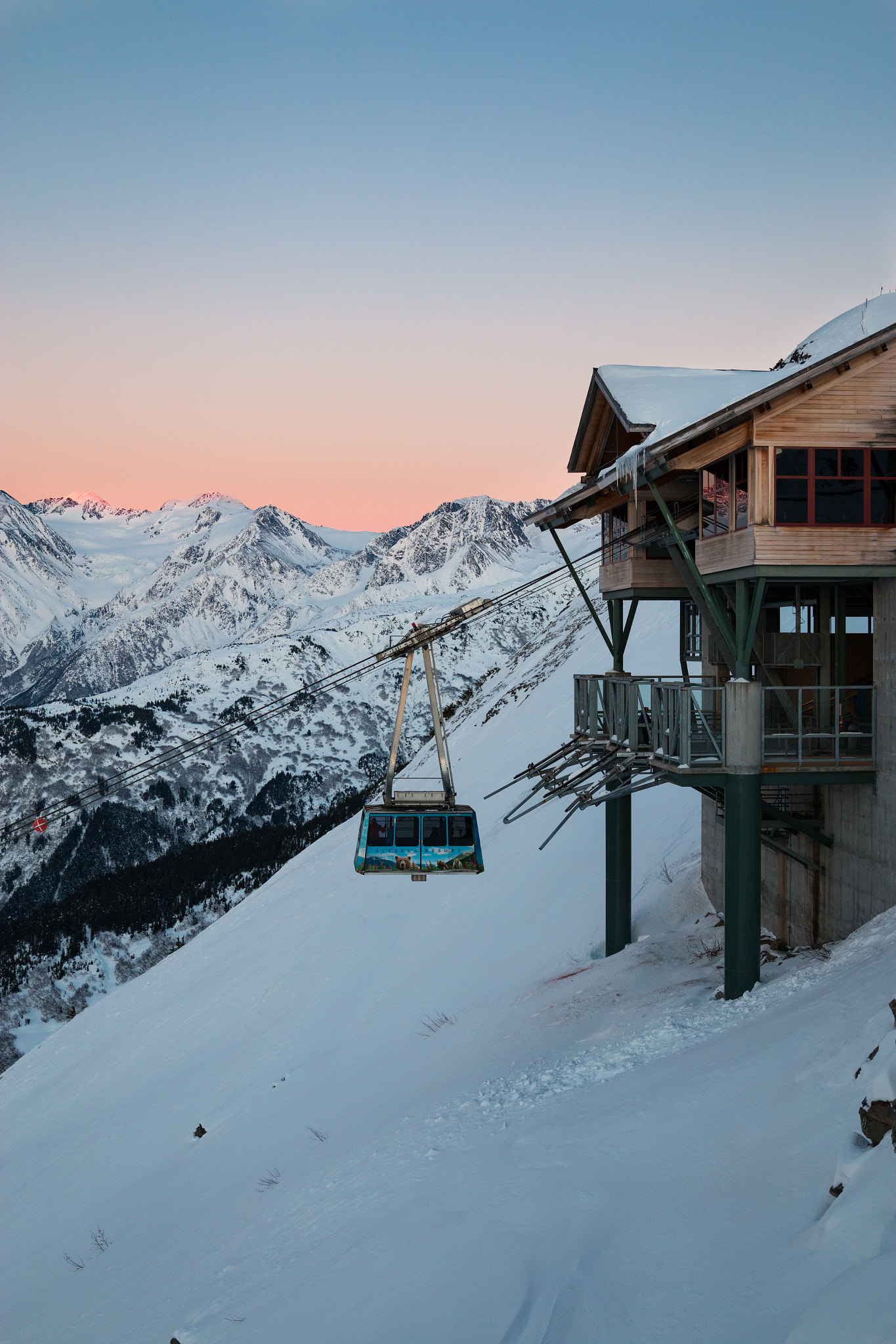 Sigma 24mm F1.4 DG HSM Art sample photo. Alyeska tram station photography