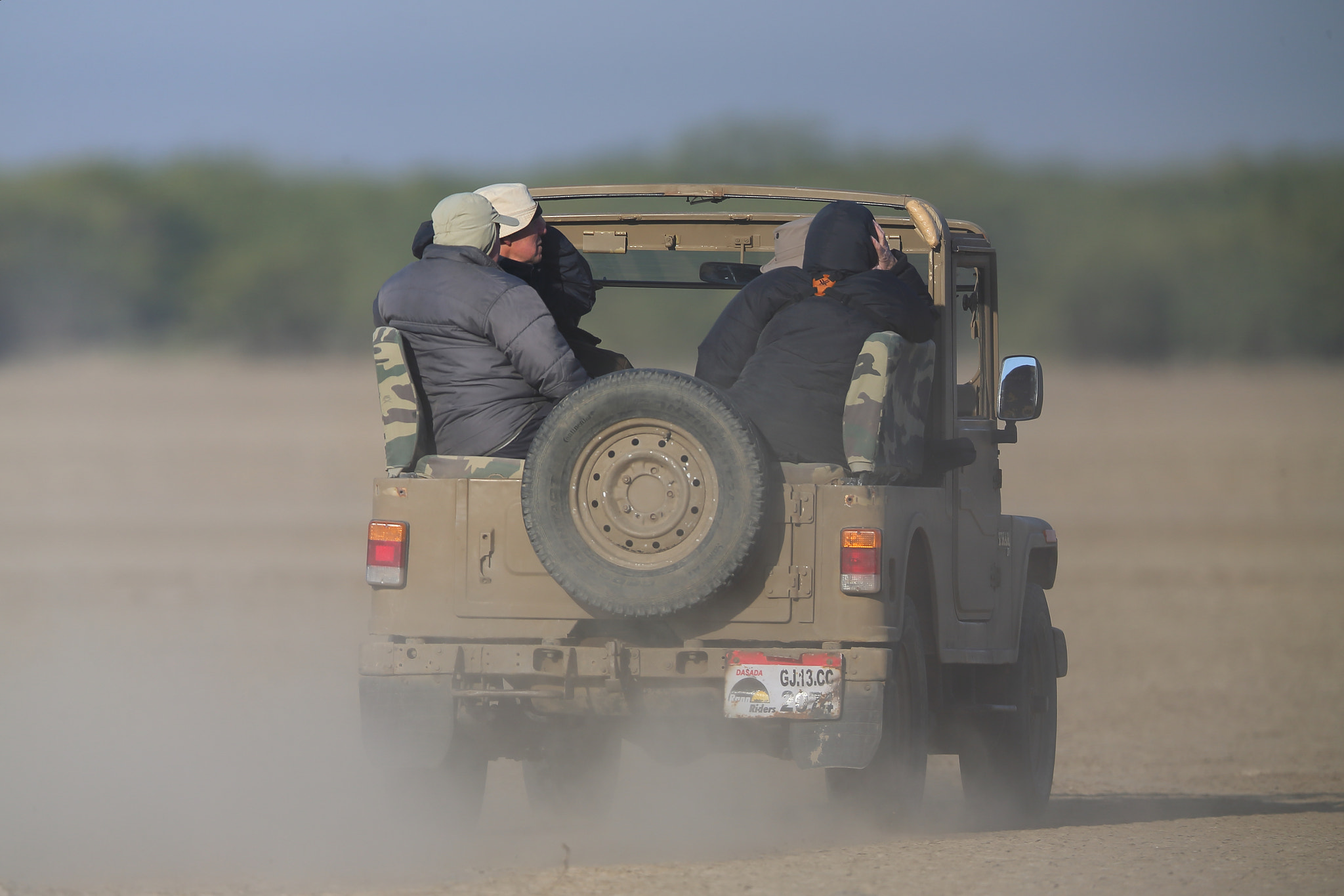 Canon EF 400mm F2.8L IS II USM sample photo. Jeep safari photography