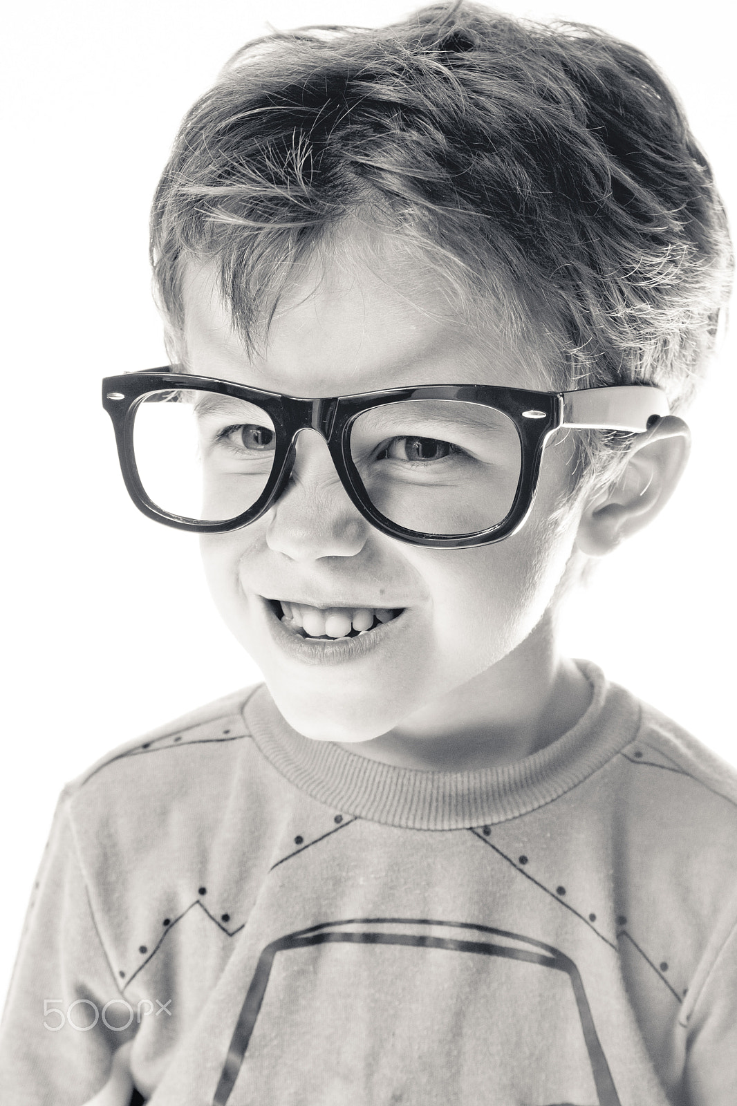 Canon EF-S 17-55mm F2.8 IS USM sample photo. Funny boy wearing glasses photography