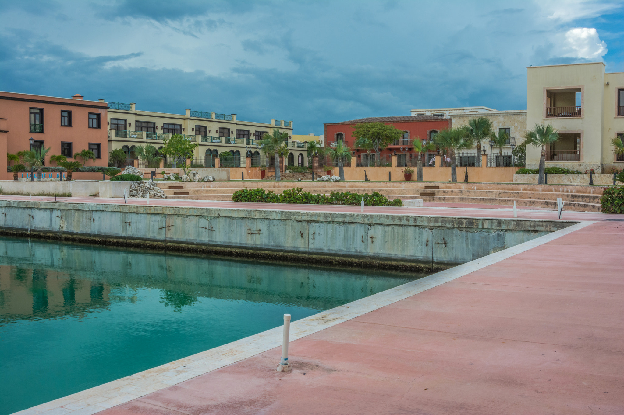 Nikon AF Nikkor 24-85mm F2.8-4D IF sample photo. Embankment of cap cana photography