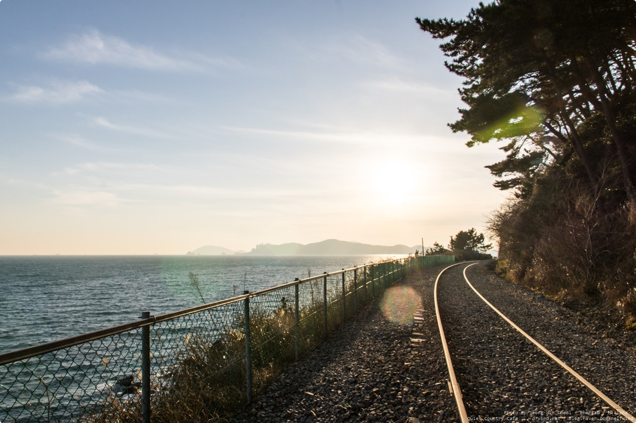 Pentax K-3 II sample photo. Haeundae railway photography