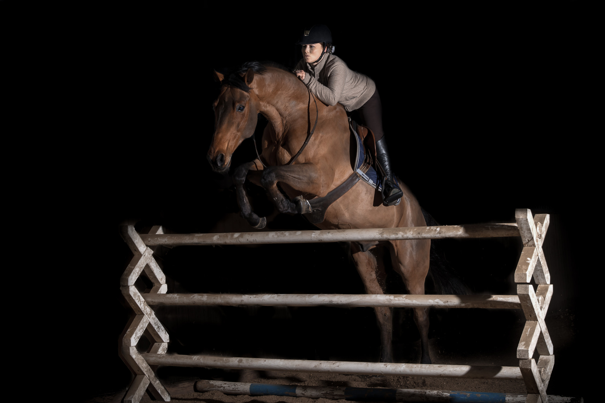 Nikon AF-S Nikkor 58mm F1.4G sample photo. Jumping in the dark photography