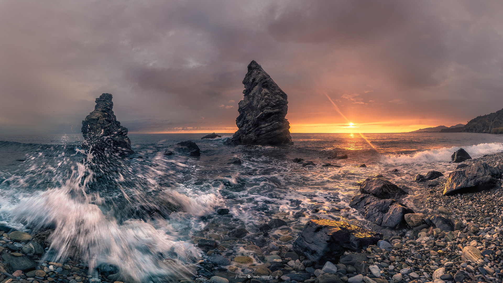 Tamron SP 15-30mm F2.8 Di VC USD sample photo. Sunset blast photography