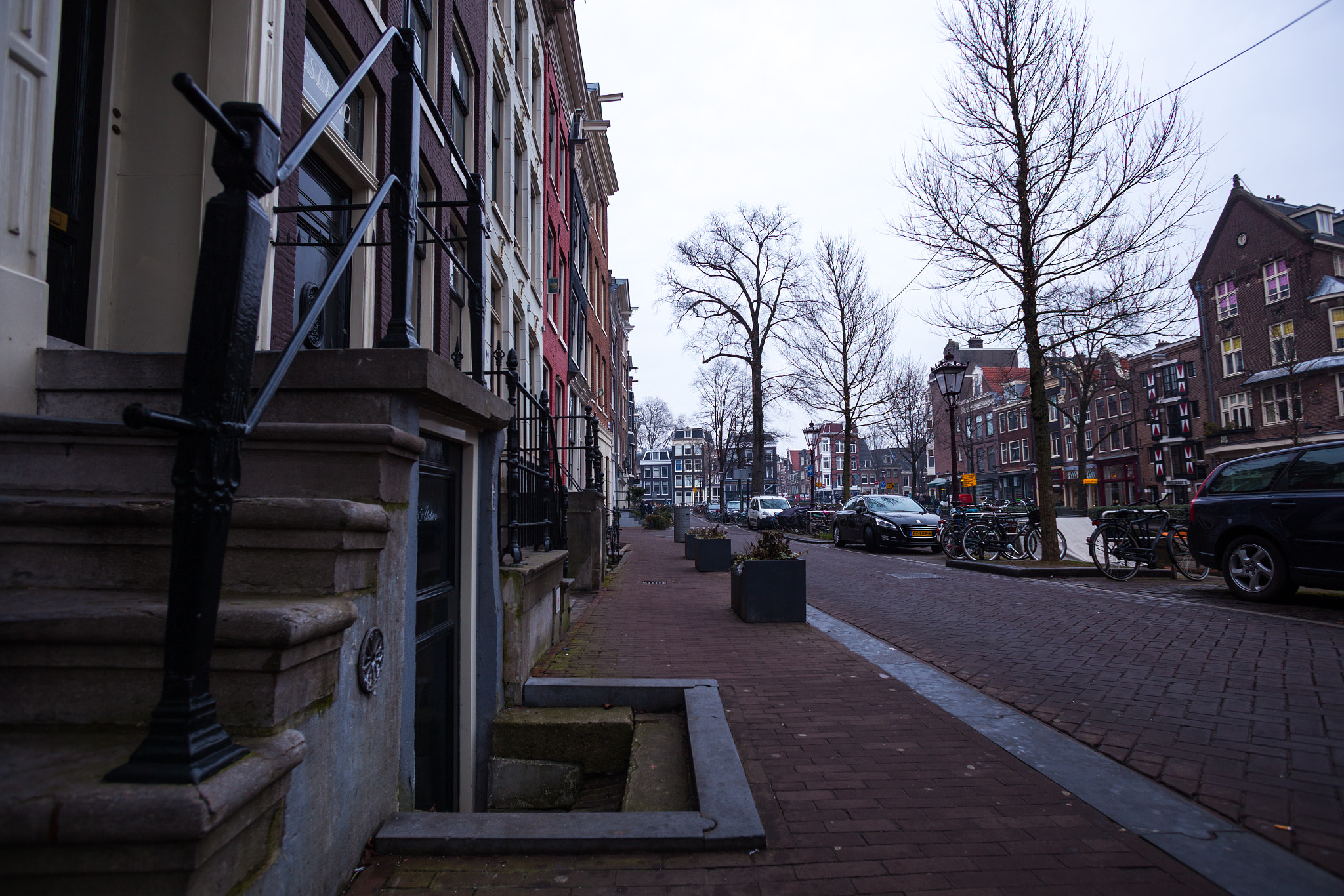 Canon EOS 5D Mark II + Canon EF 17-35mm f/2.8L sample photo. Streets of amsterdam photography