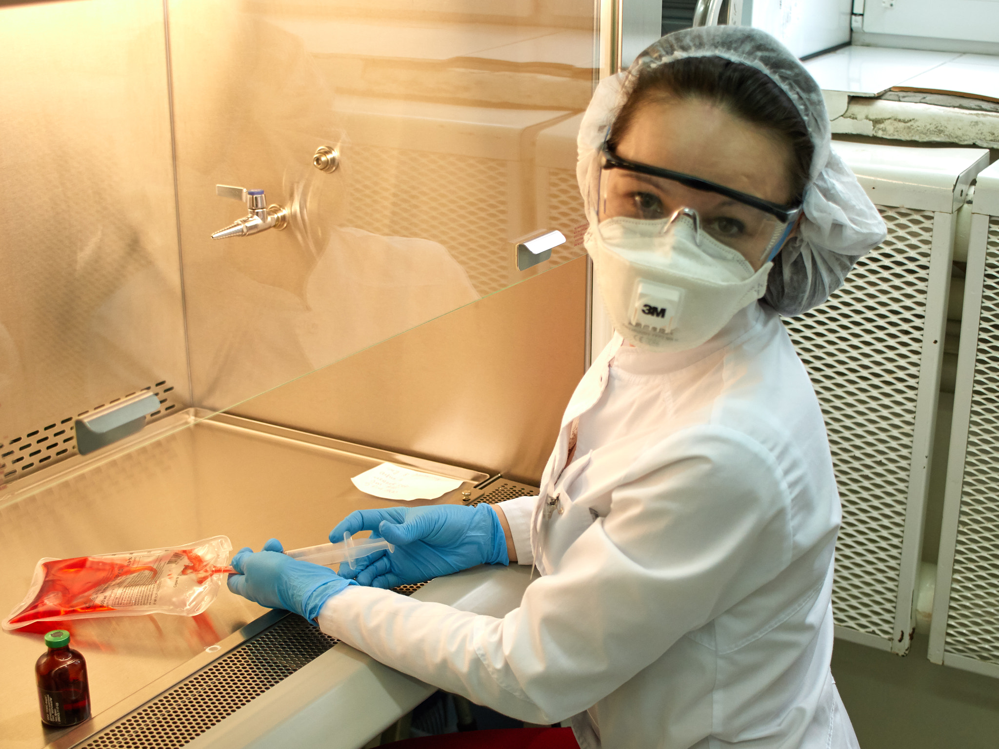 Canon EF-S 24mm F2.8 STM sample photo. Nurses at work photography