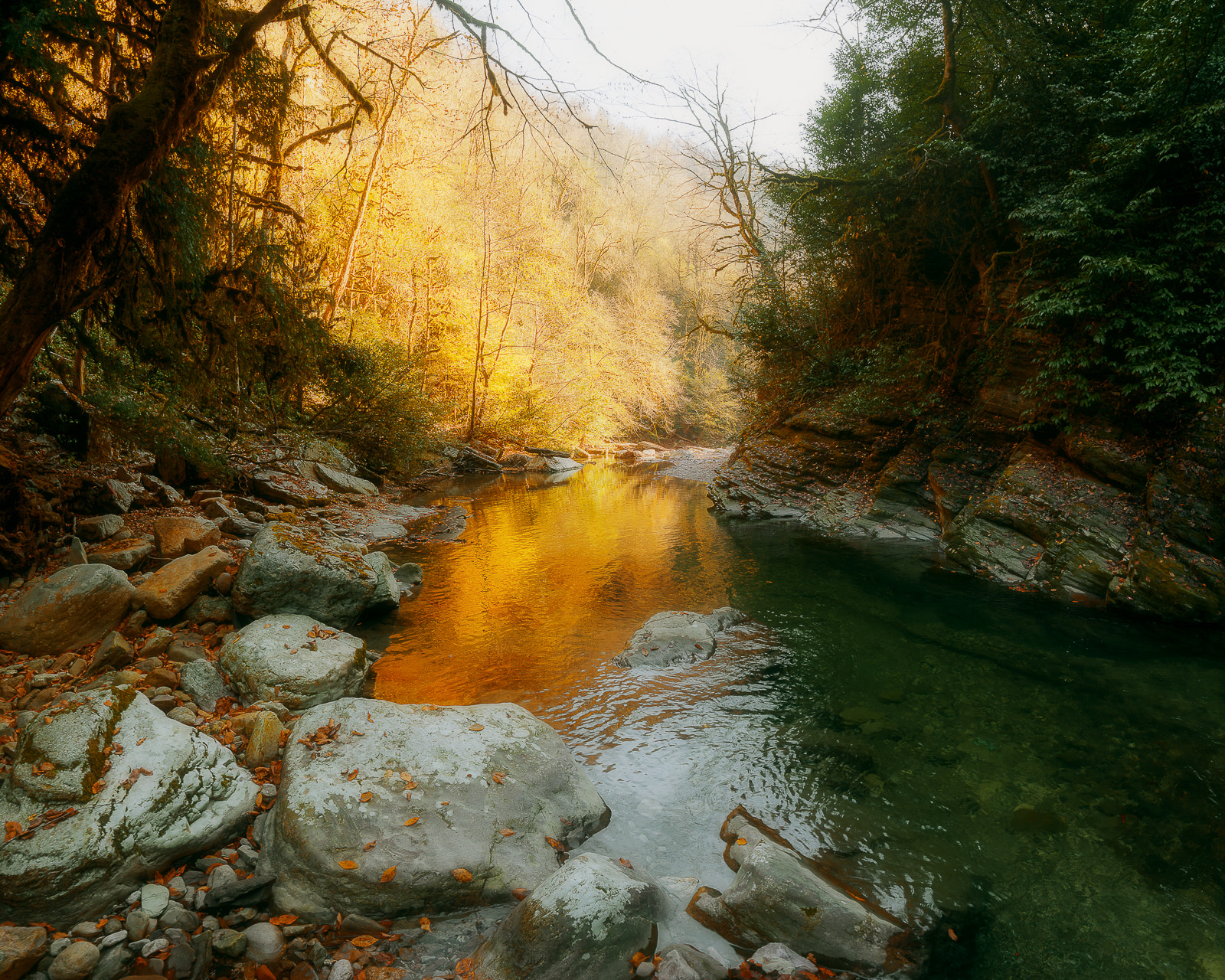 Samyang 14mm F2.8 ED AS IF UMC sample photo. Canyon of white rocks photography