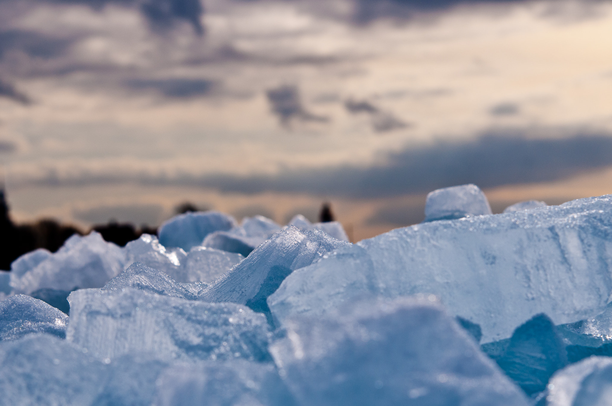 Sigma 70-200mm F2.8 EX DG Macro HSM II sample photo. Ice on the rocks photography